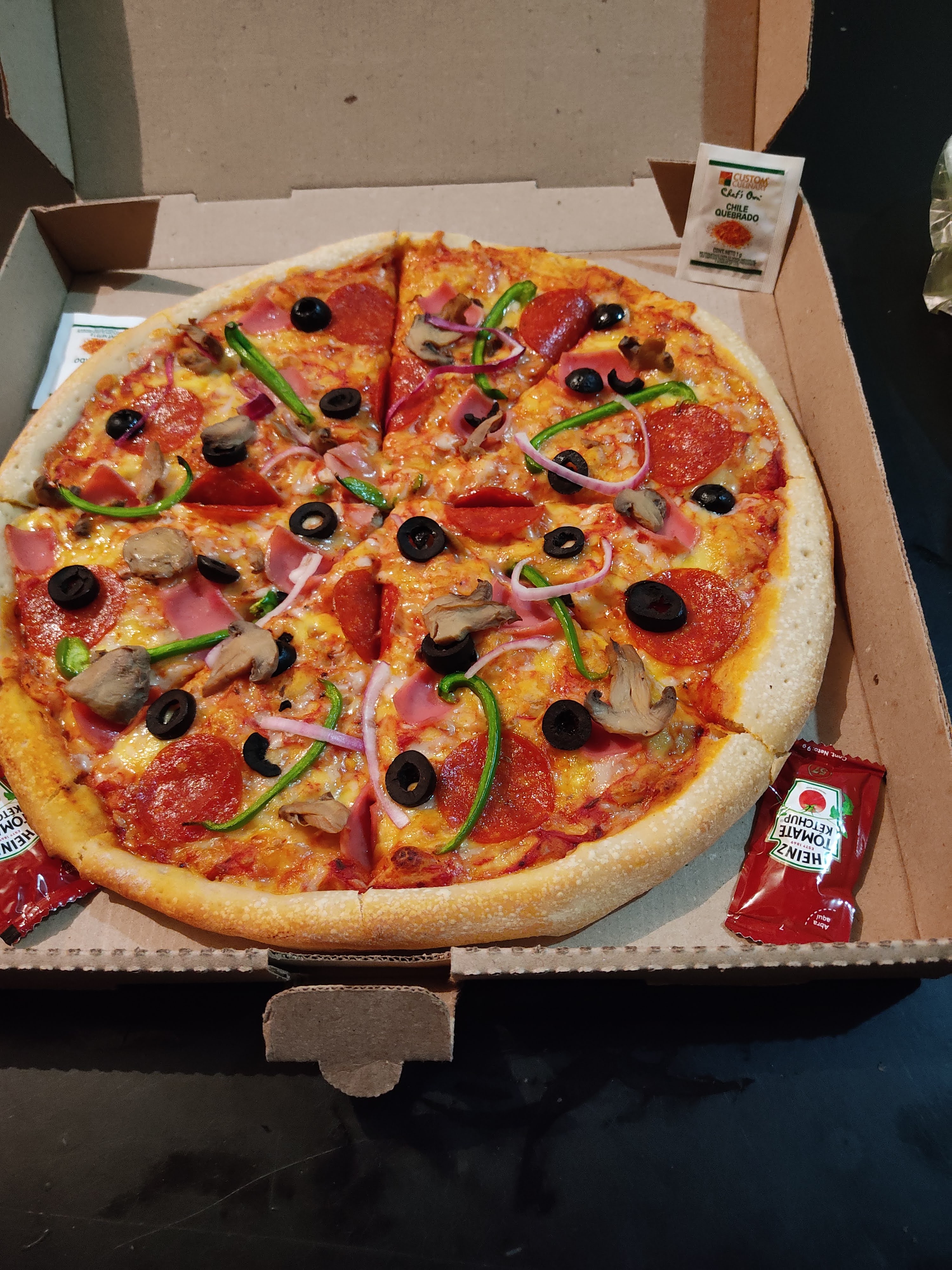 stop burgers & pizza tecnologico image 8