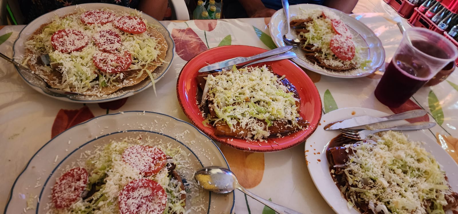 Cenaduria Del Centro image 3