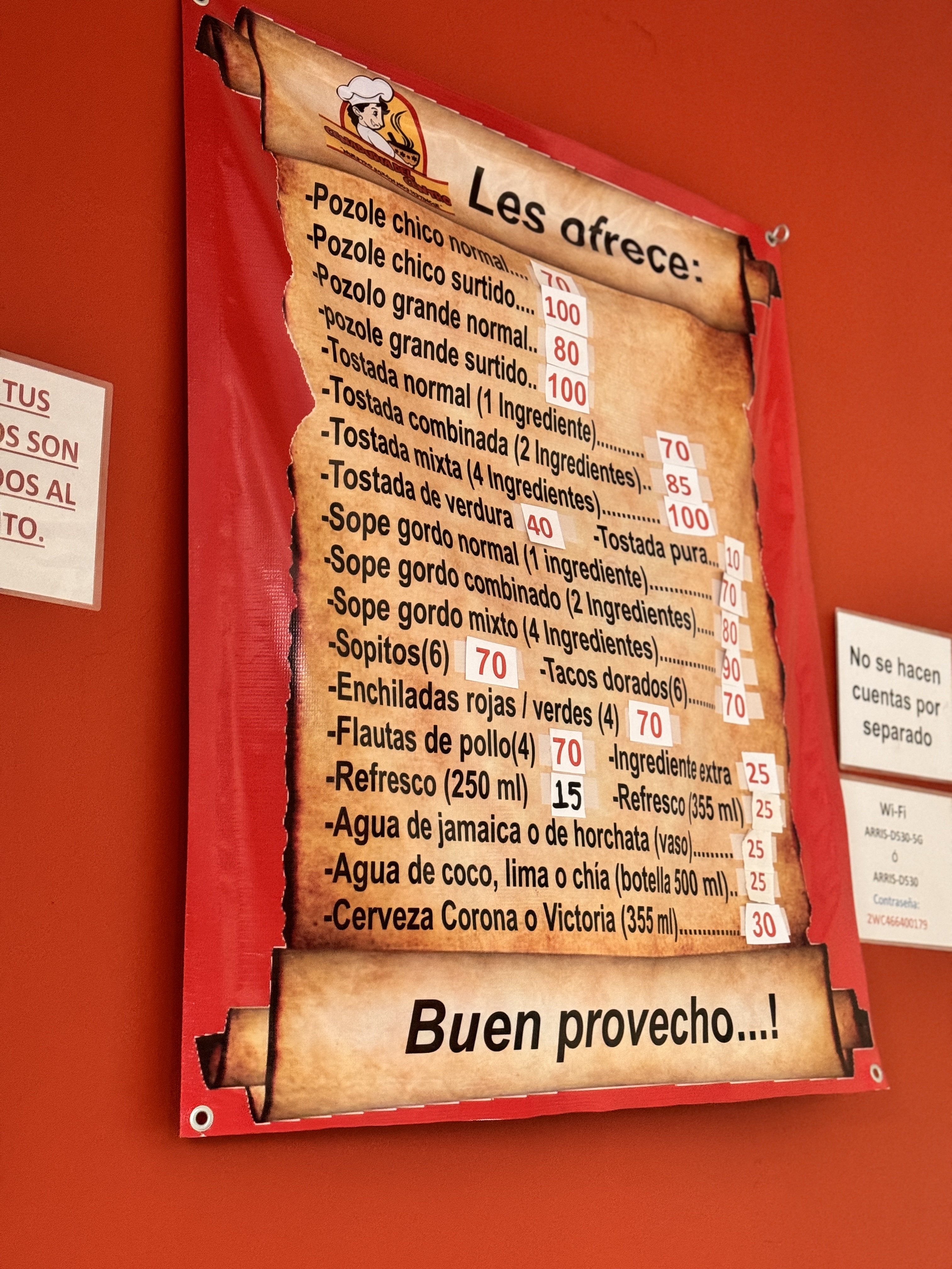 Cenaduria Del Centro image 8