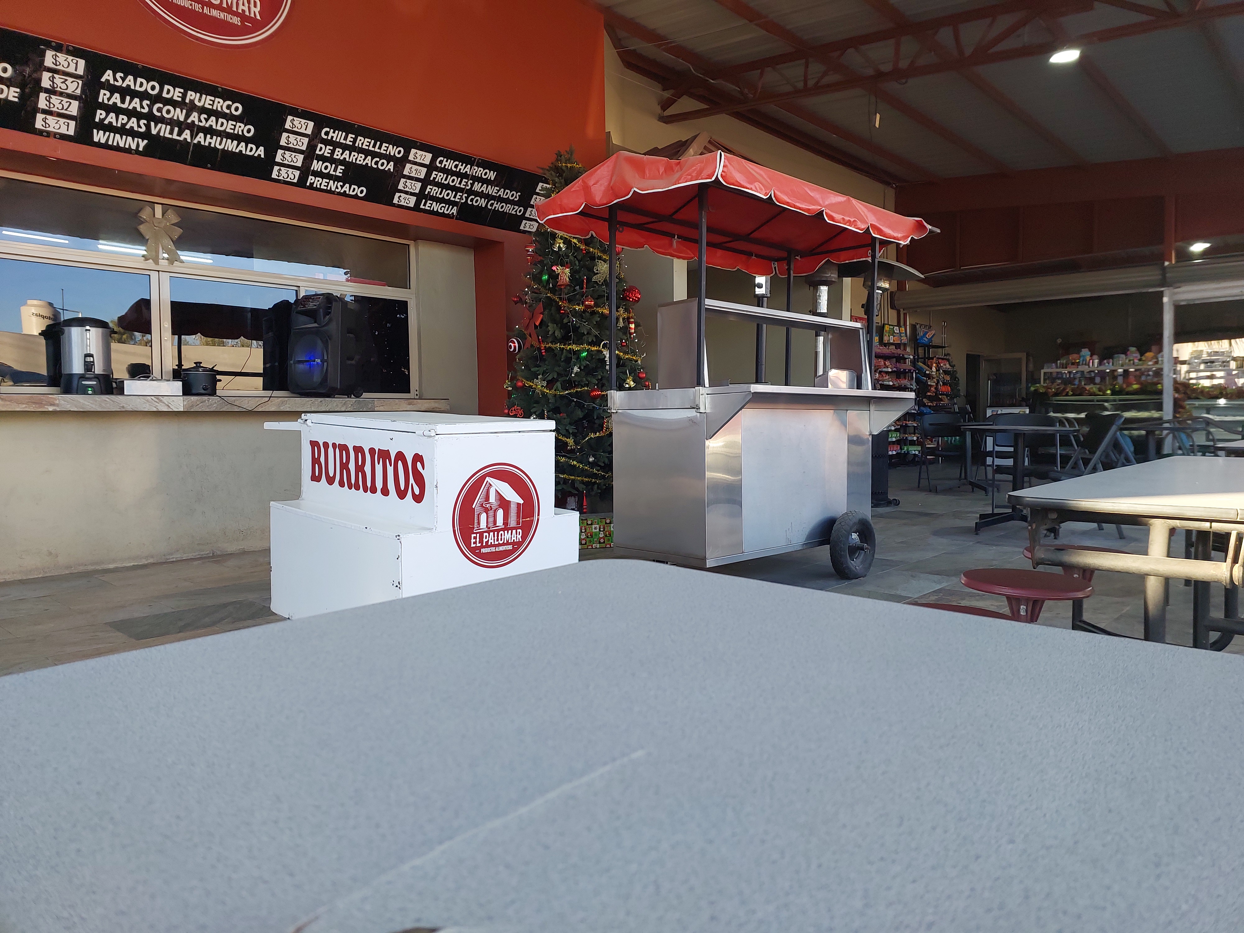 El Palomar Burritos Y Gorditas image 1