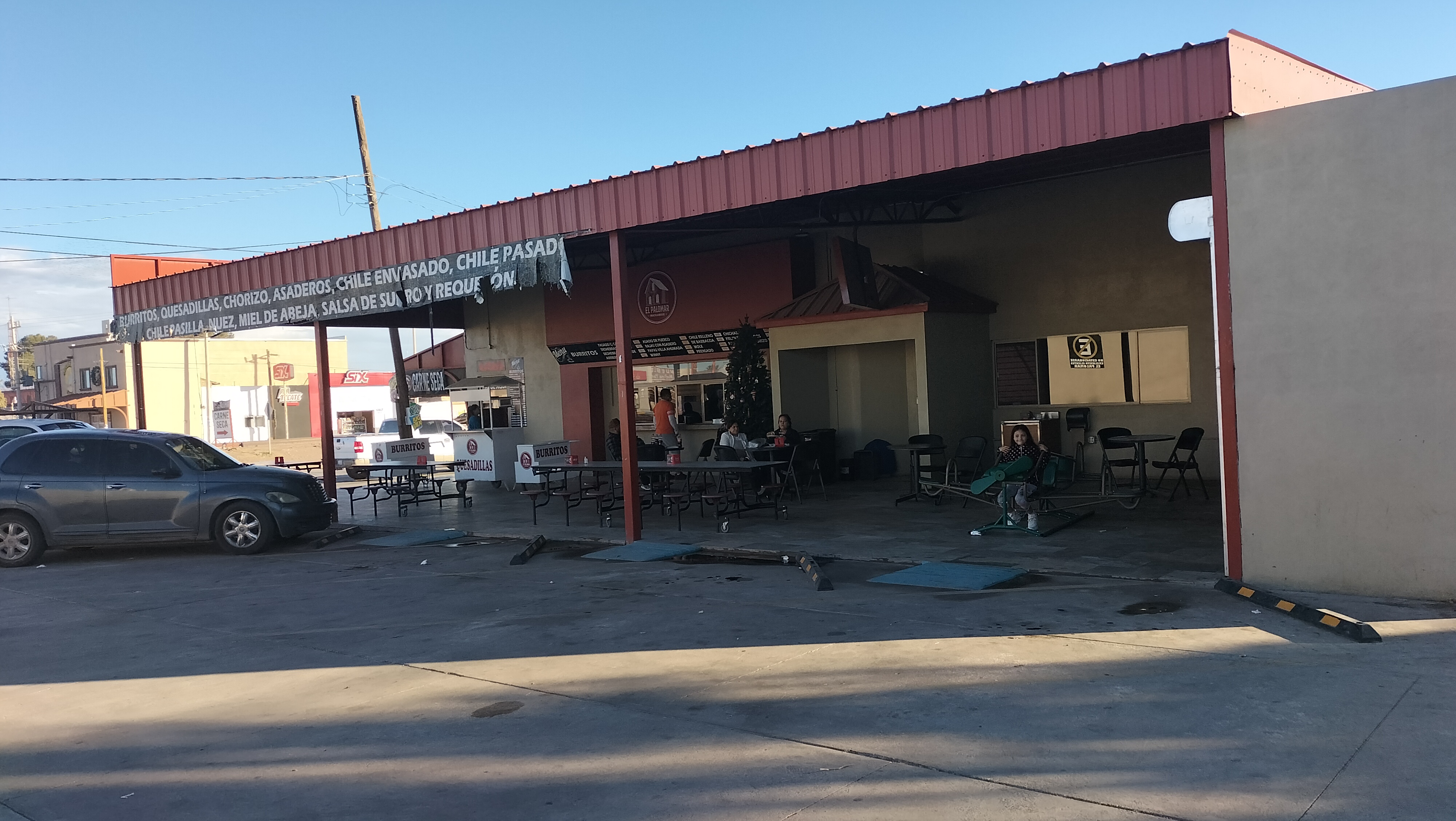 El Palomar Burritos Y Gorditas image 3