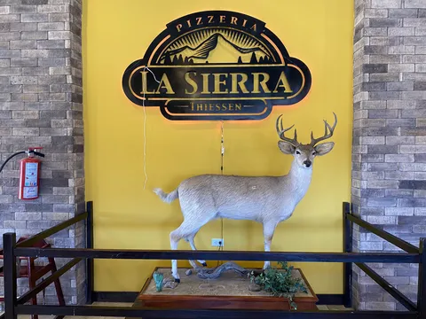 PIZZERÍA LA SIERRA image 3