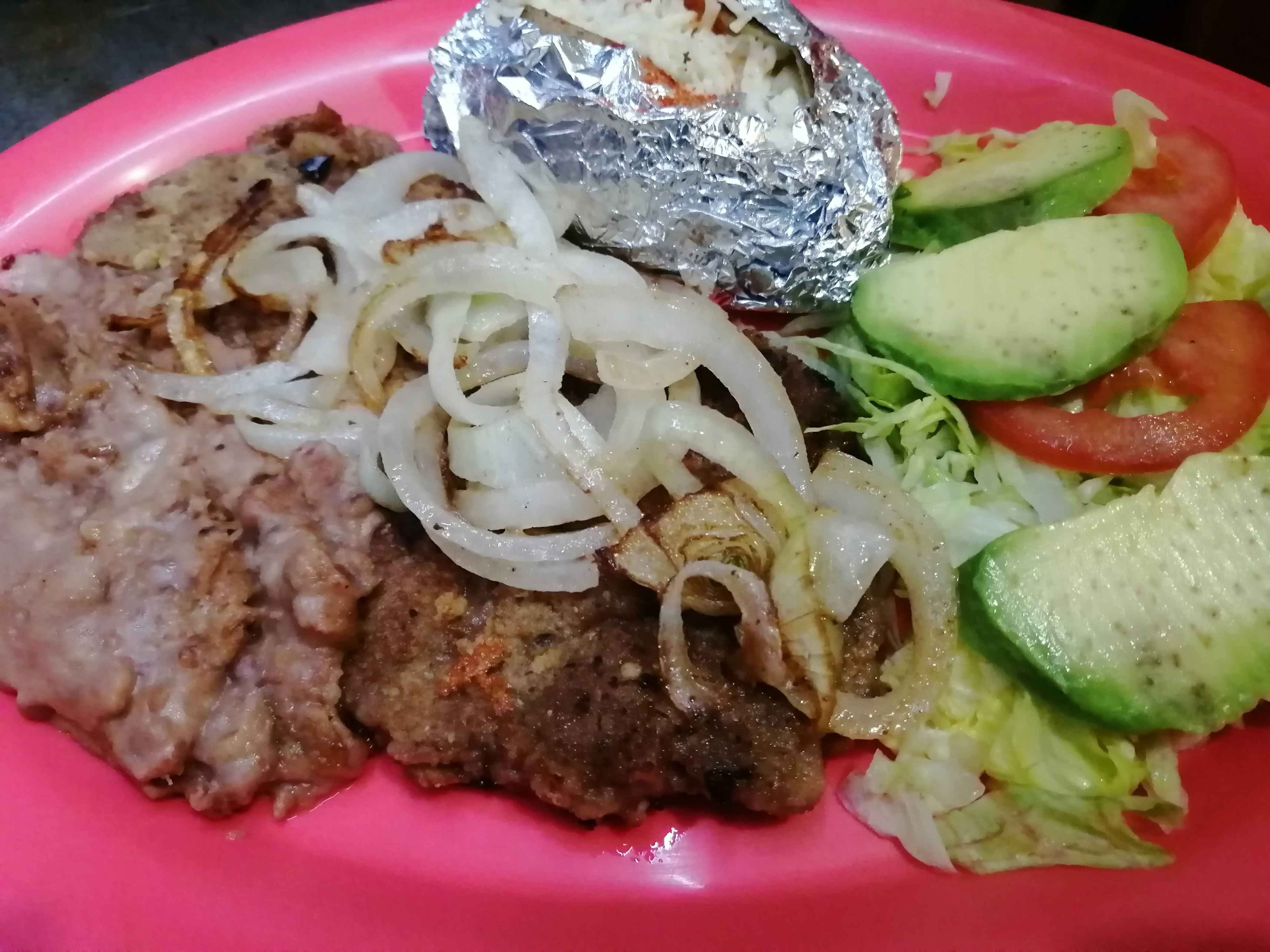 SHARLY hamburguesas & más image 5