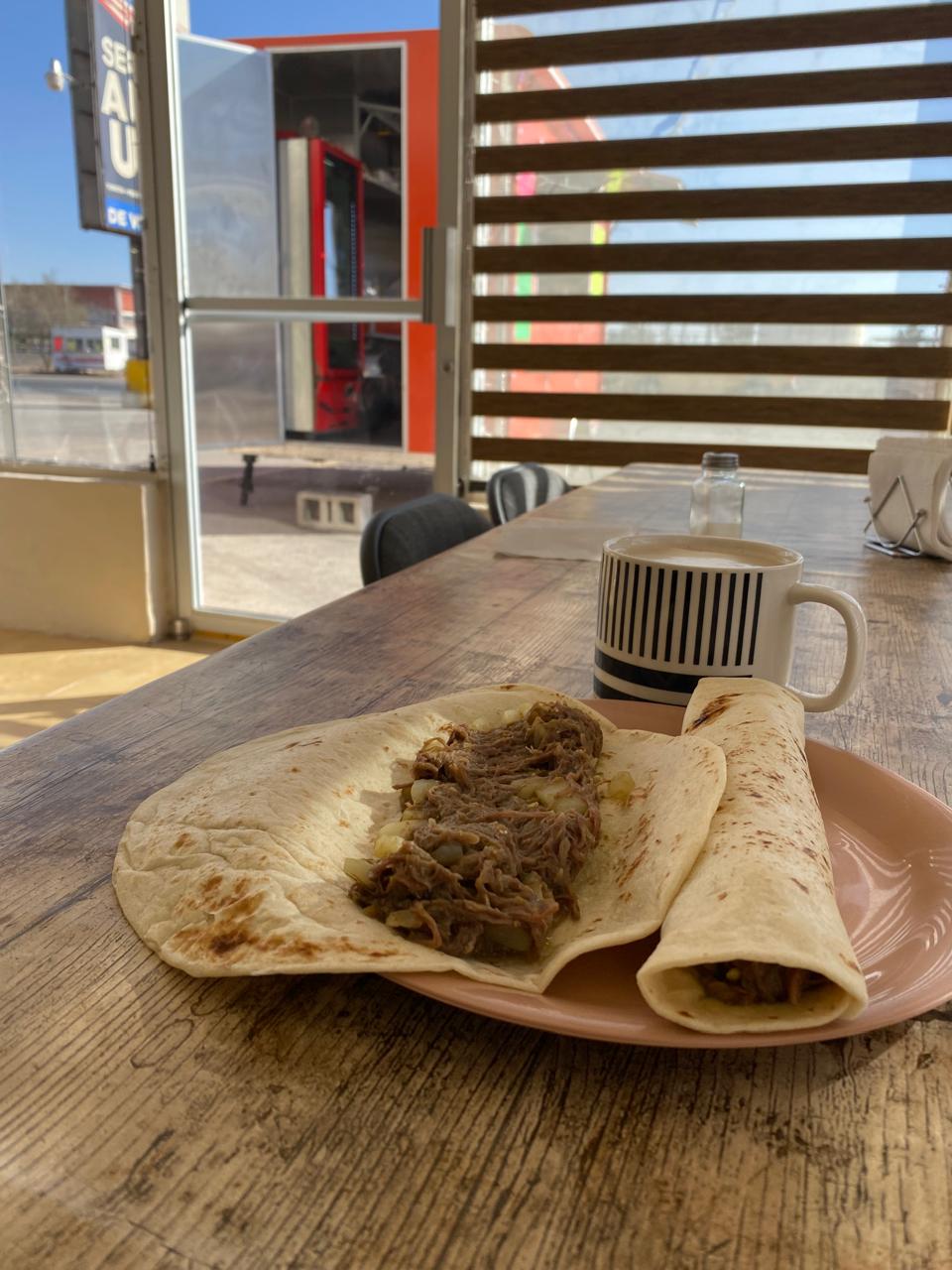 El Becado (Asaderos y Burritos) image 5