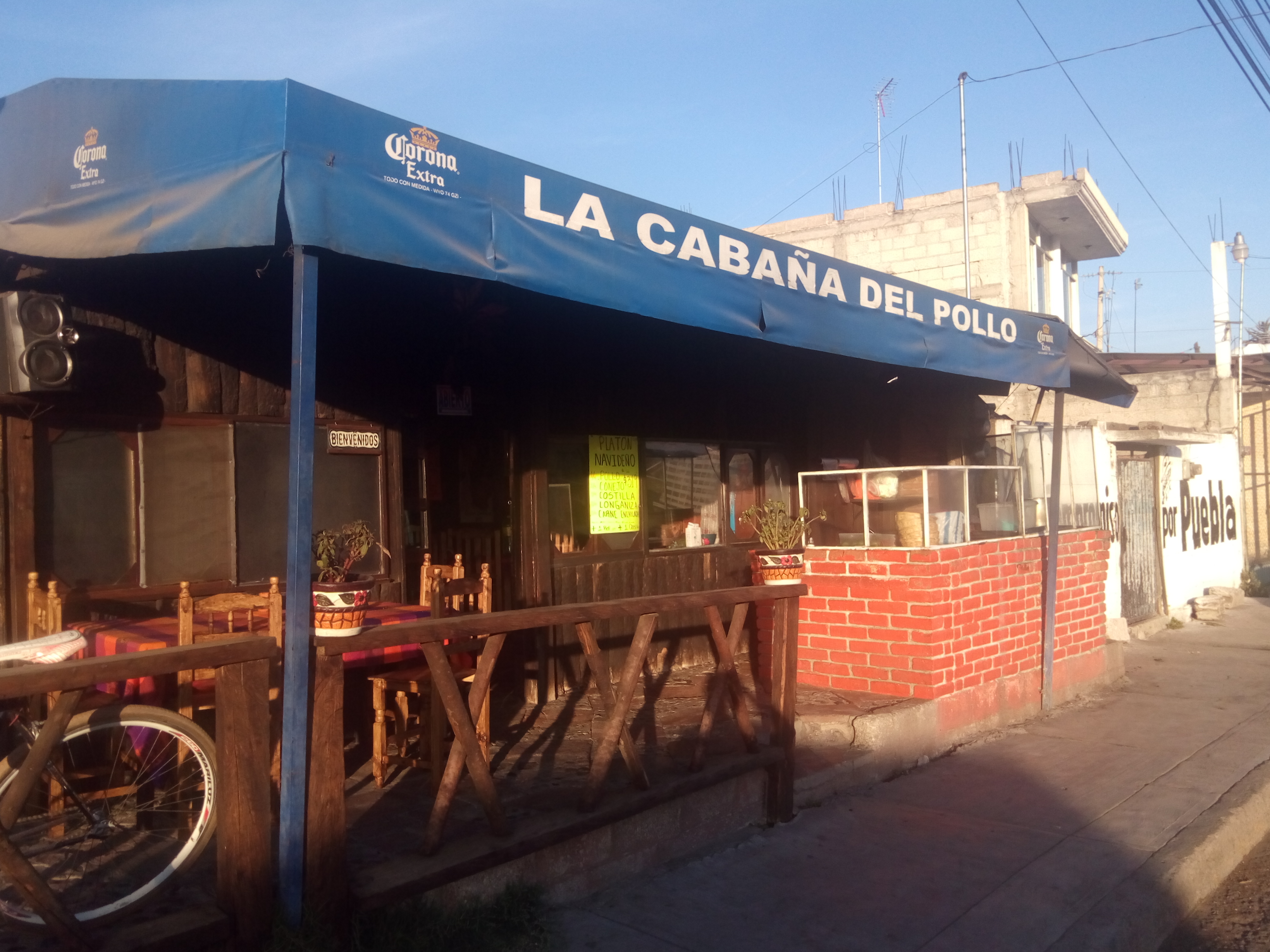 La cabaña del pollo image 1