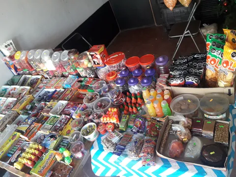 Botanas y dulces raveirnand image 1