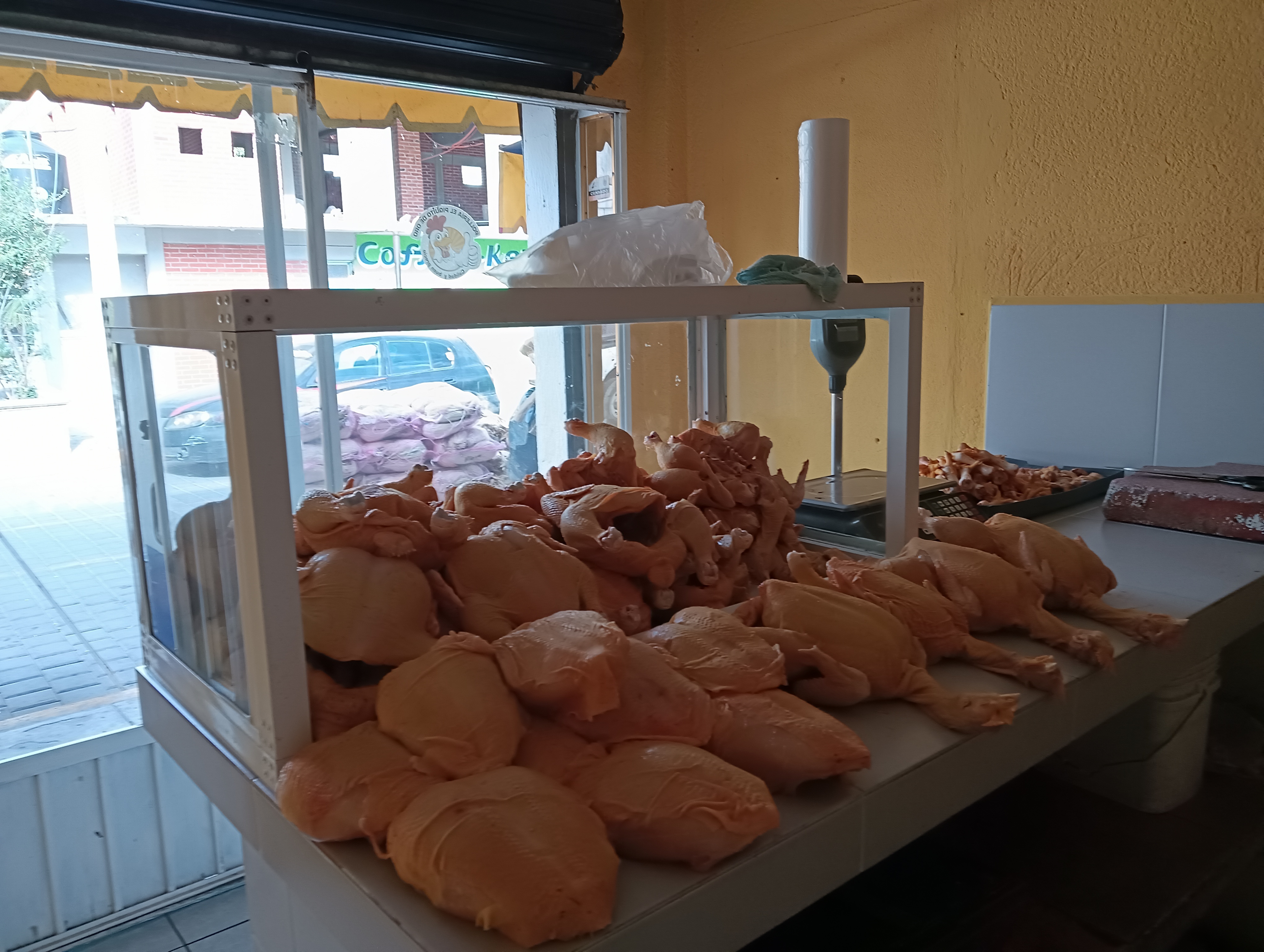 Pollería "piquito de oro" image 8