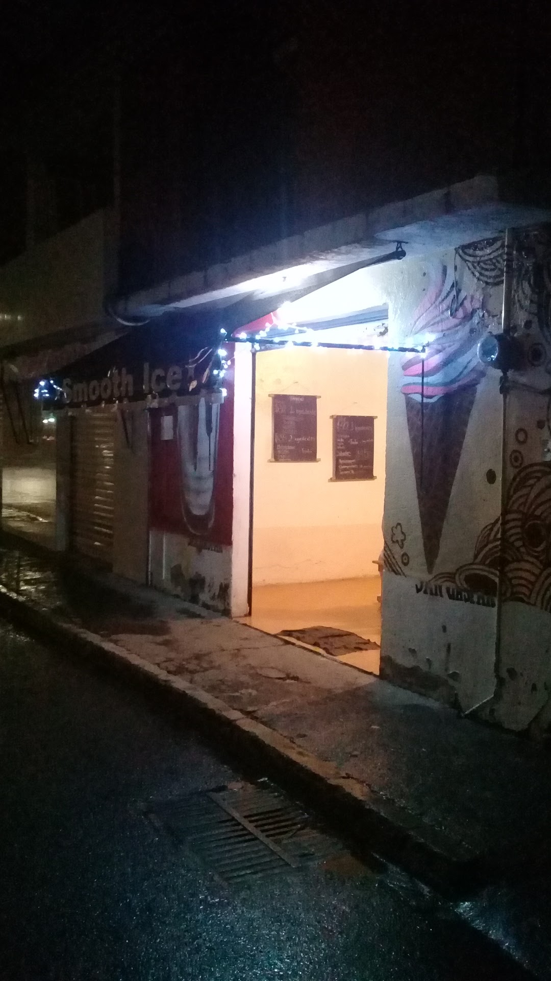 Crepperia Smooth Ice image 1