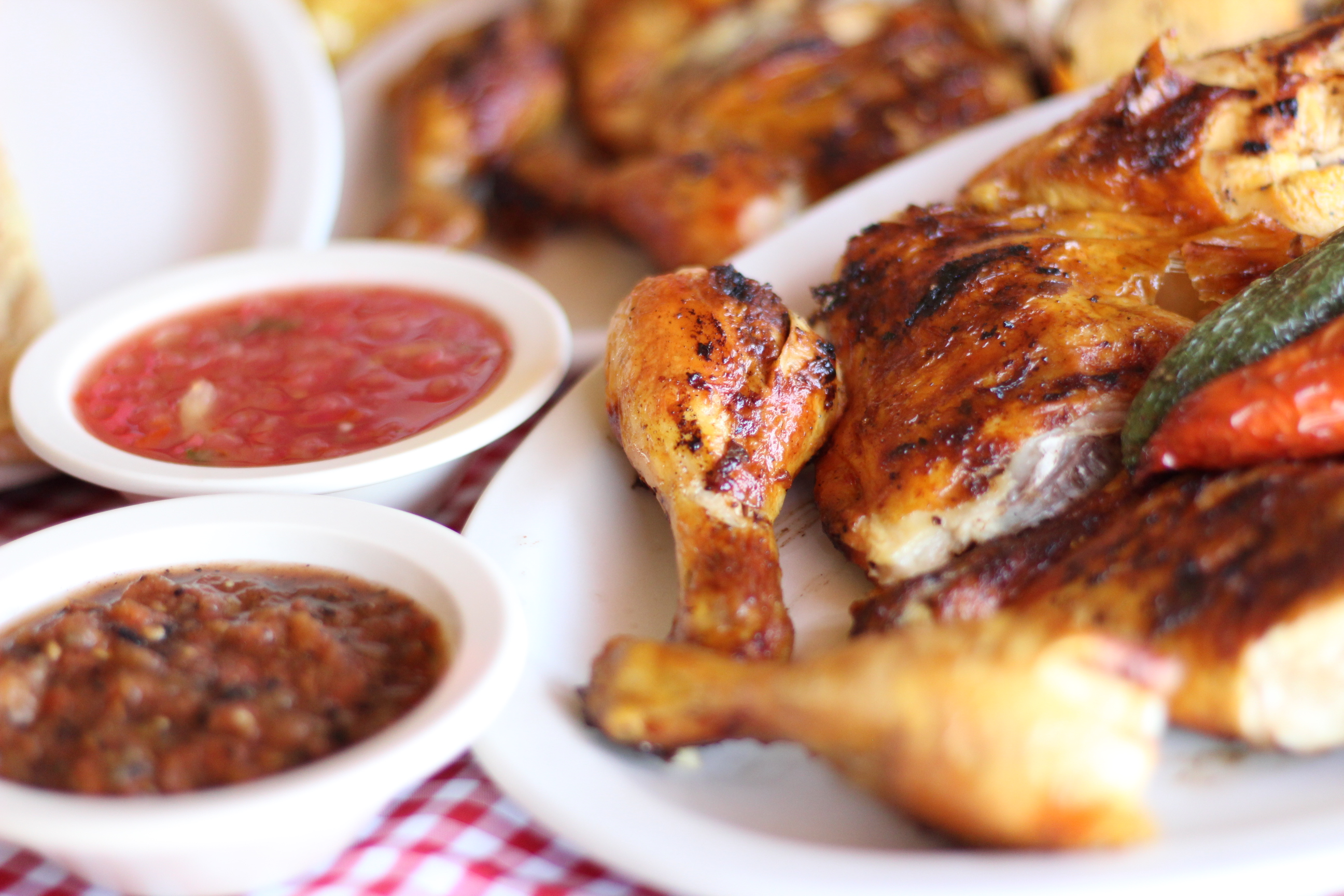 Pollo Feliz Arteaga image 2