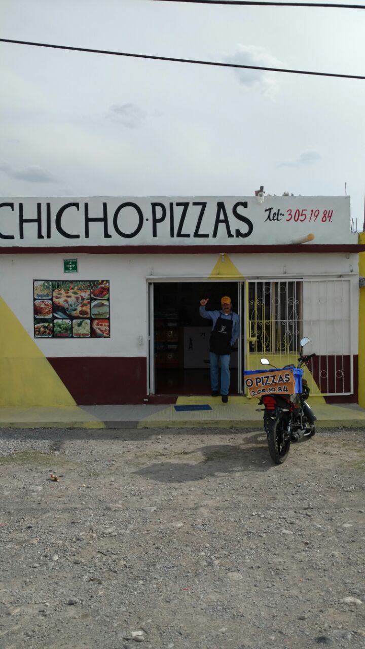 Chicho Pizzas image 3