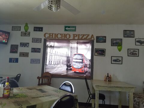 Chicho Pizzas image 5