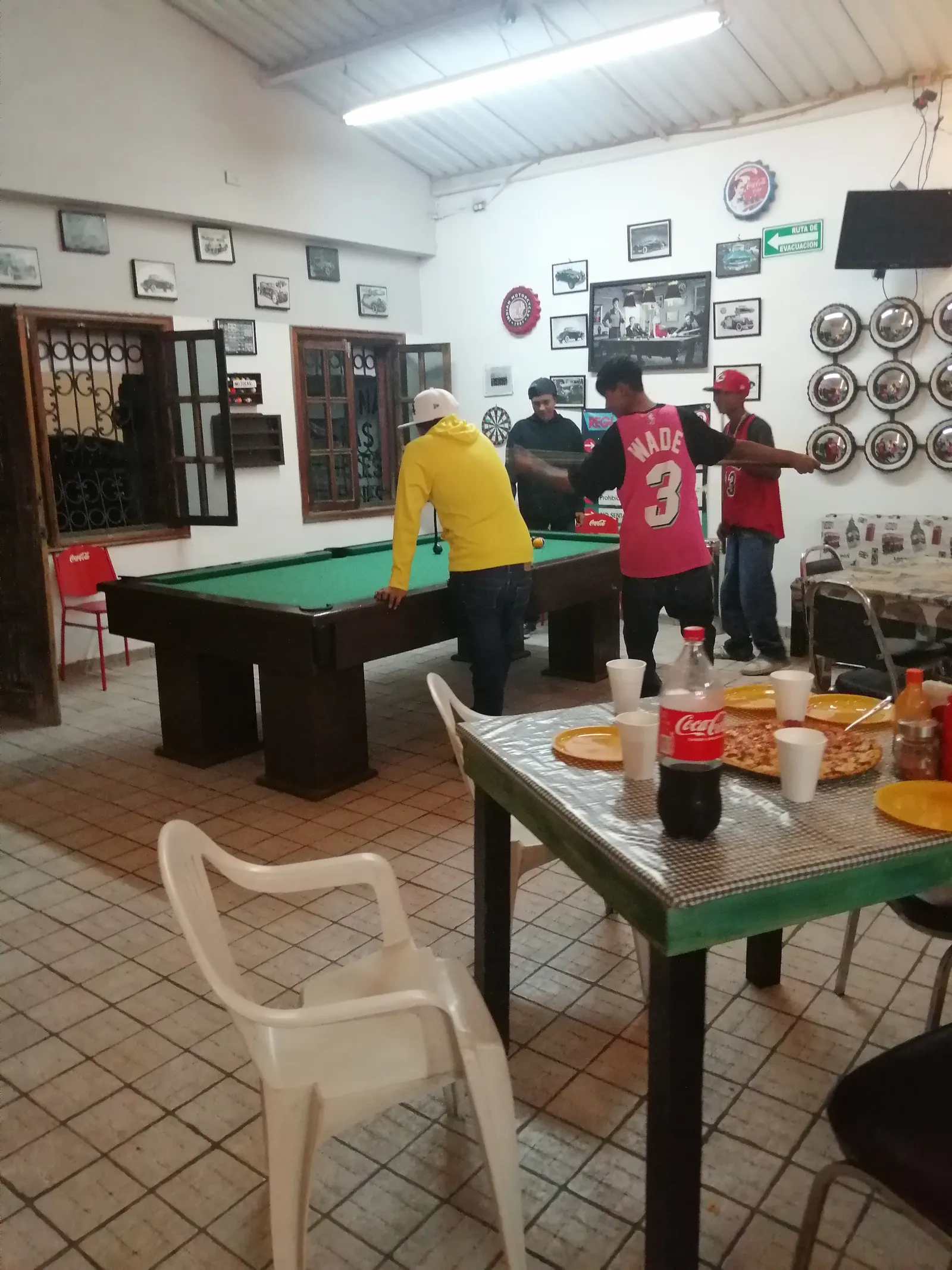 Chicho Pizzas image 8