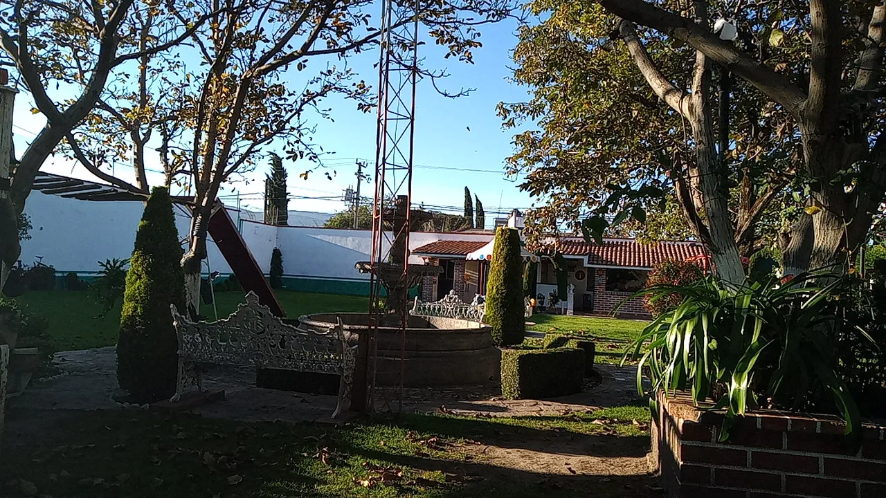 Botanero ¨TRAPICHEO¨ y Quinta ¨Los Feos¨ image 5