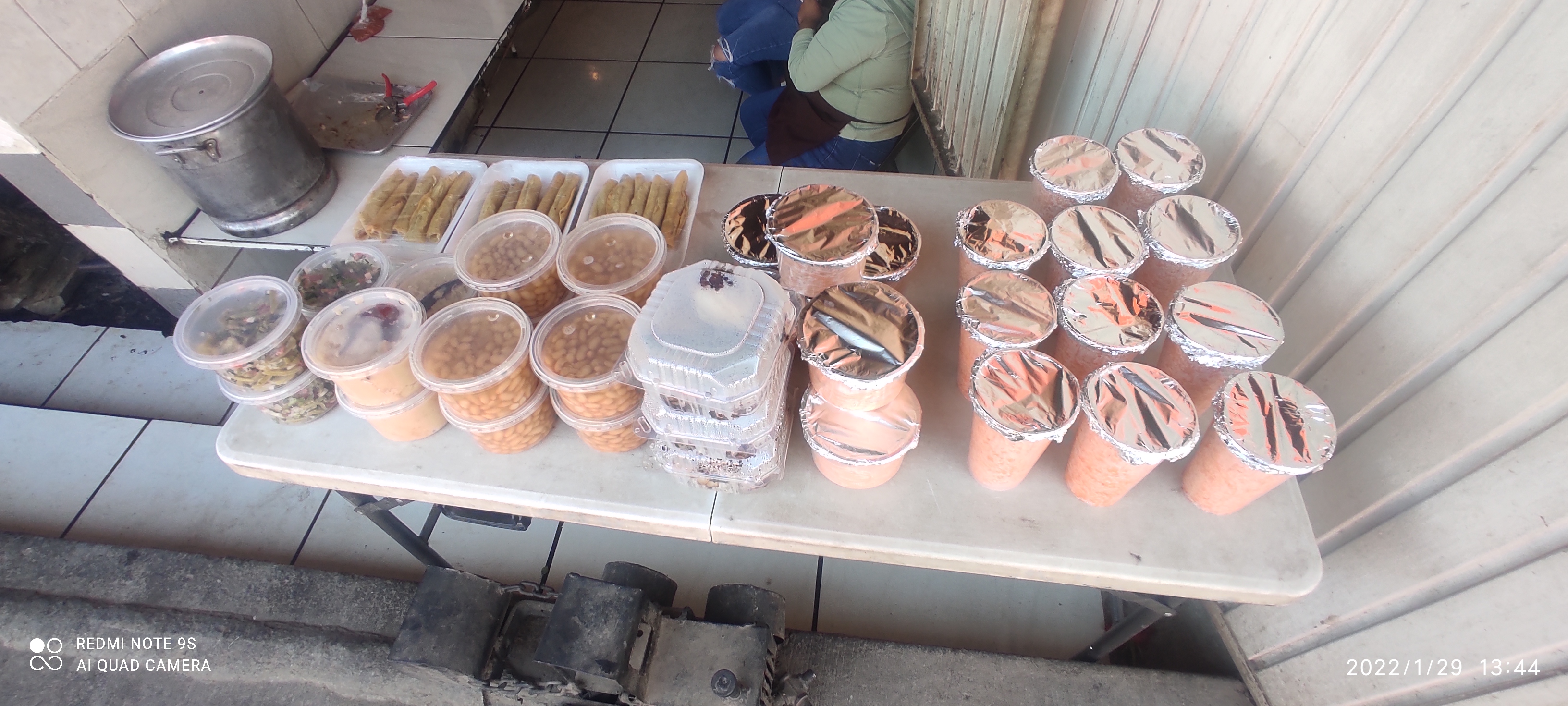 Pollos A La Leña image 2