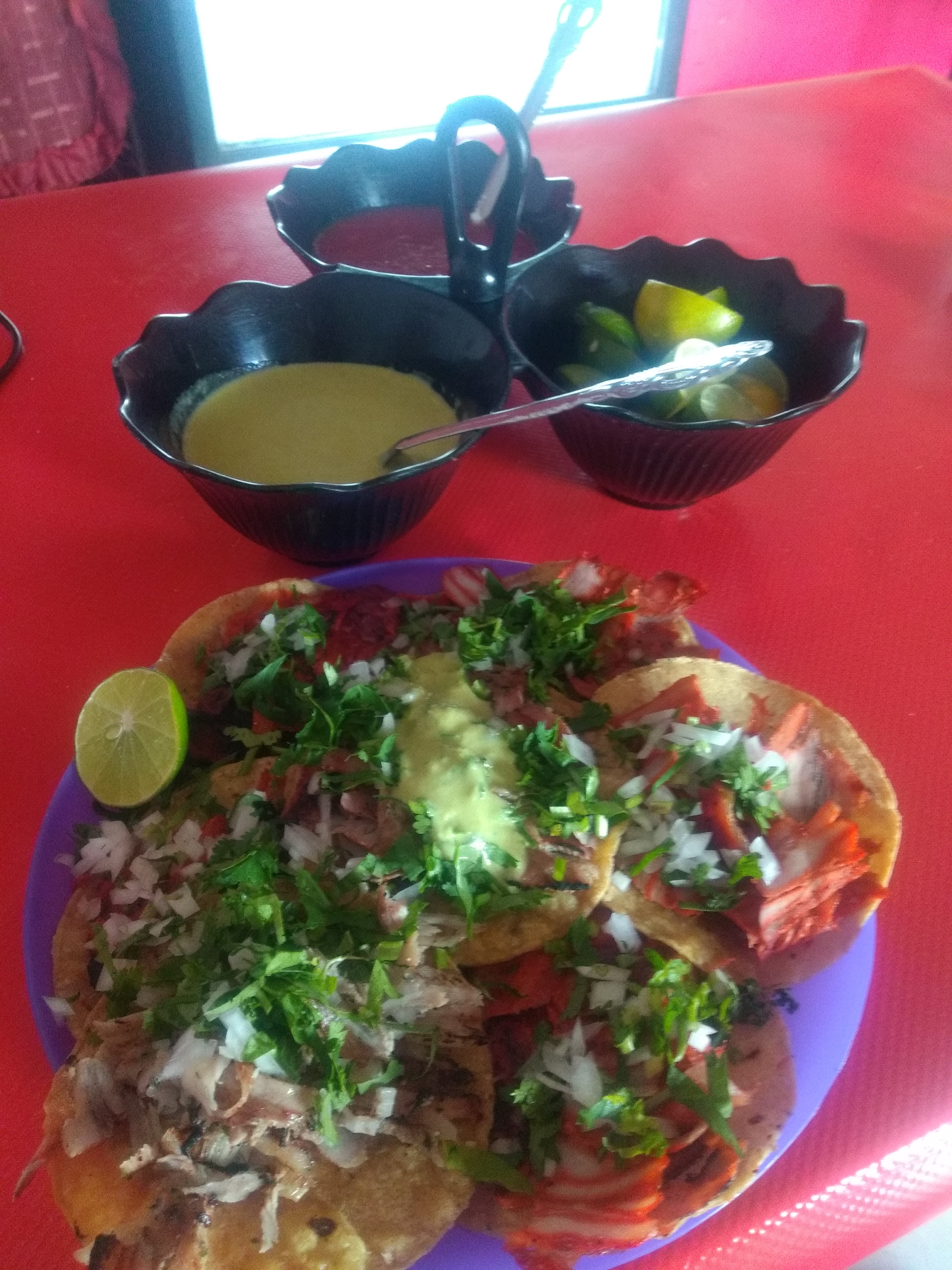 Taquería " La favorita" image 3