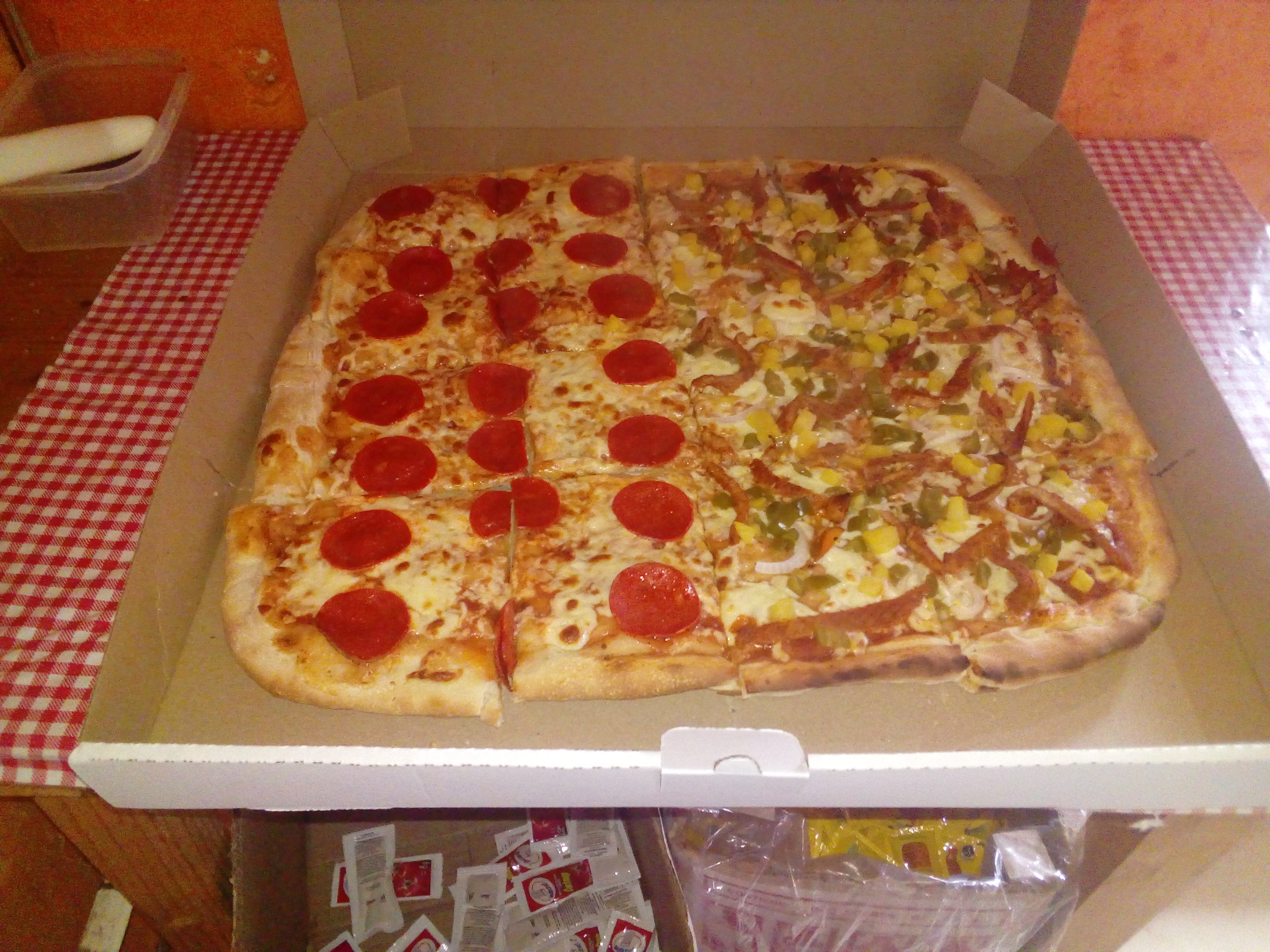 Pizzas De Napoli image 3