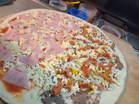 Pizzas De Napoli image 5