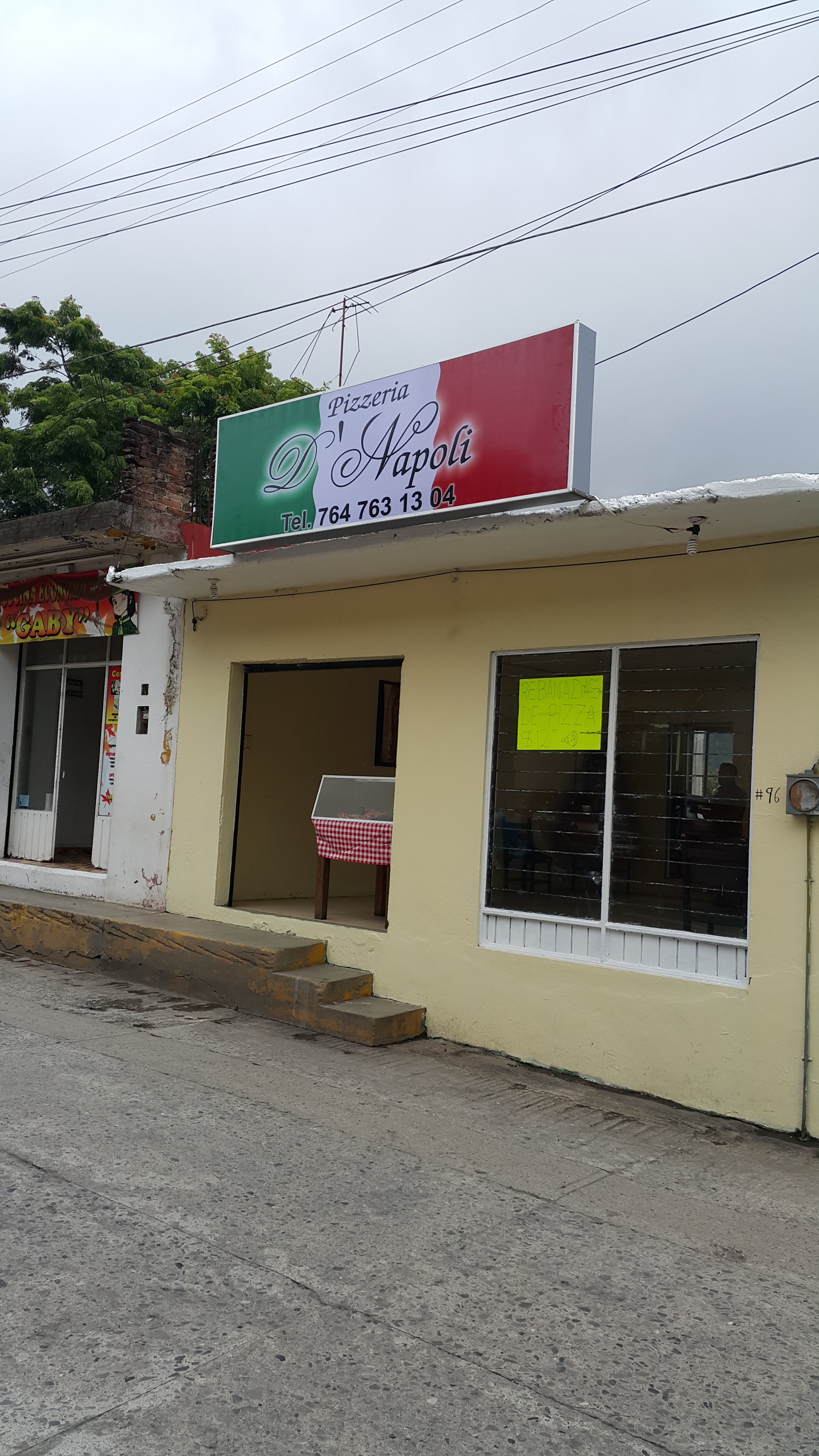 Pizzas De Napoli image 8