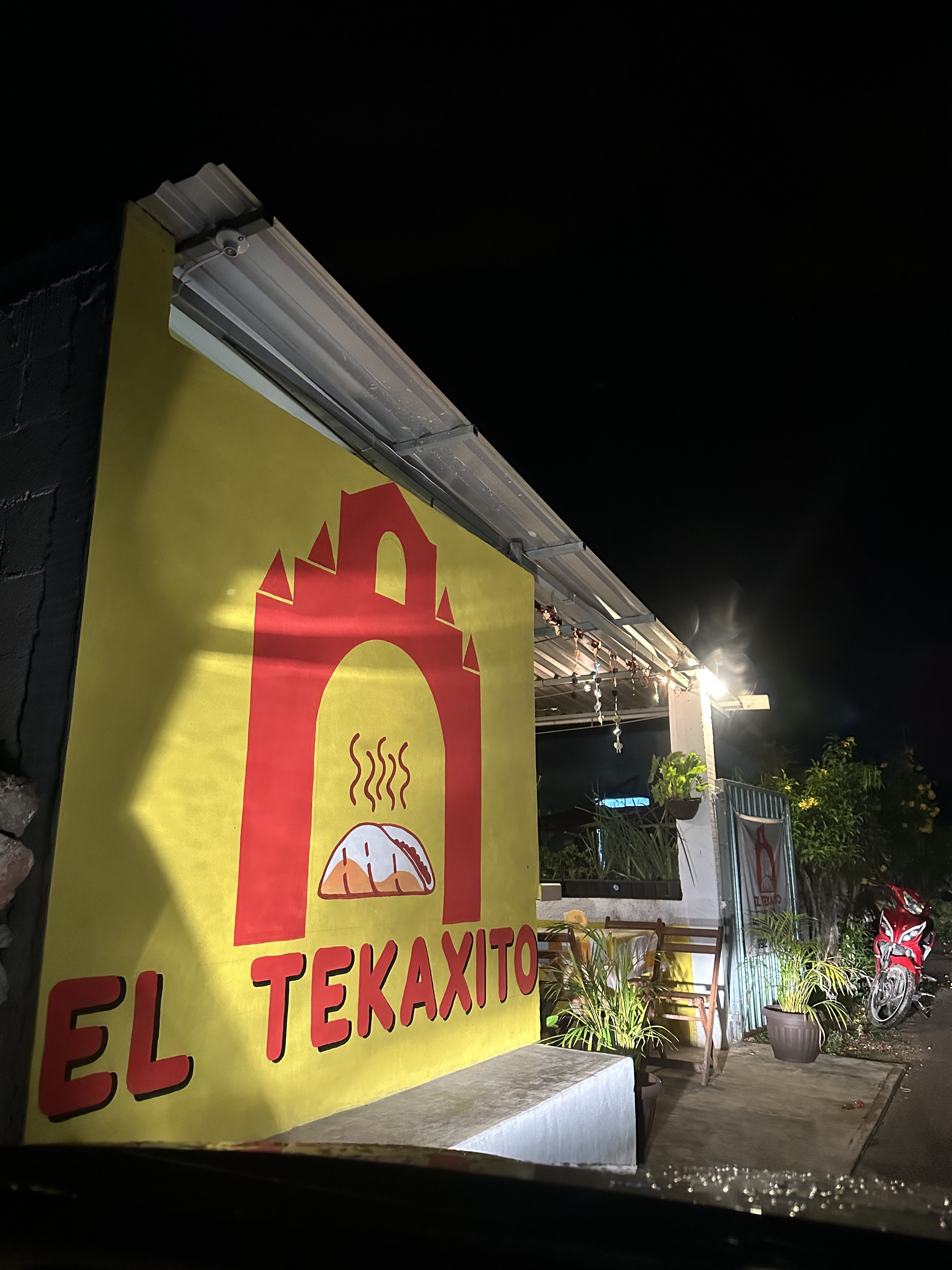El Tekaxito image 7