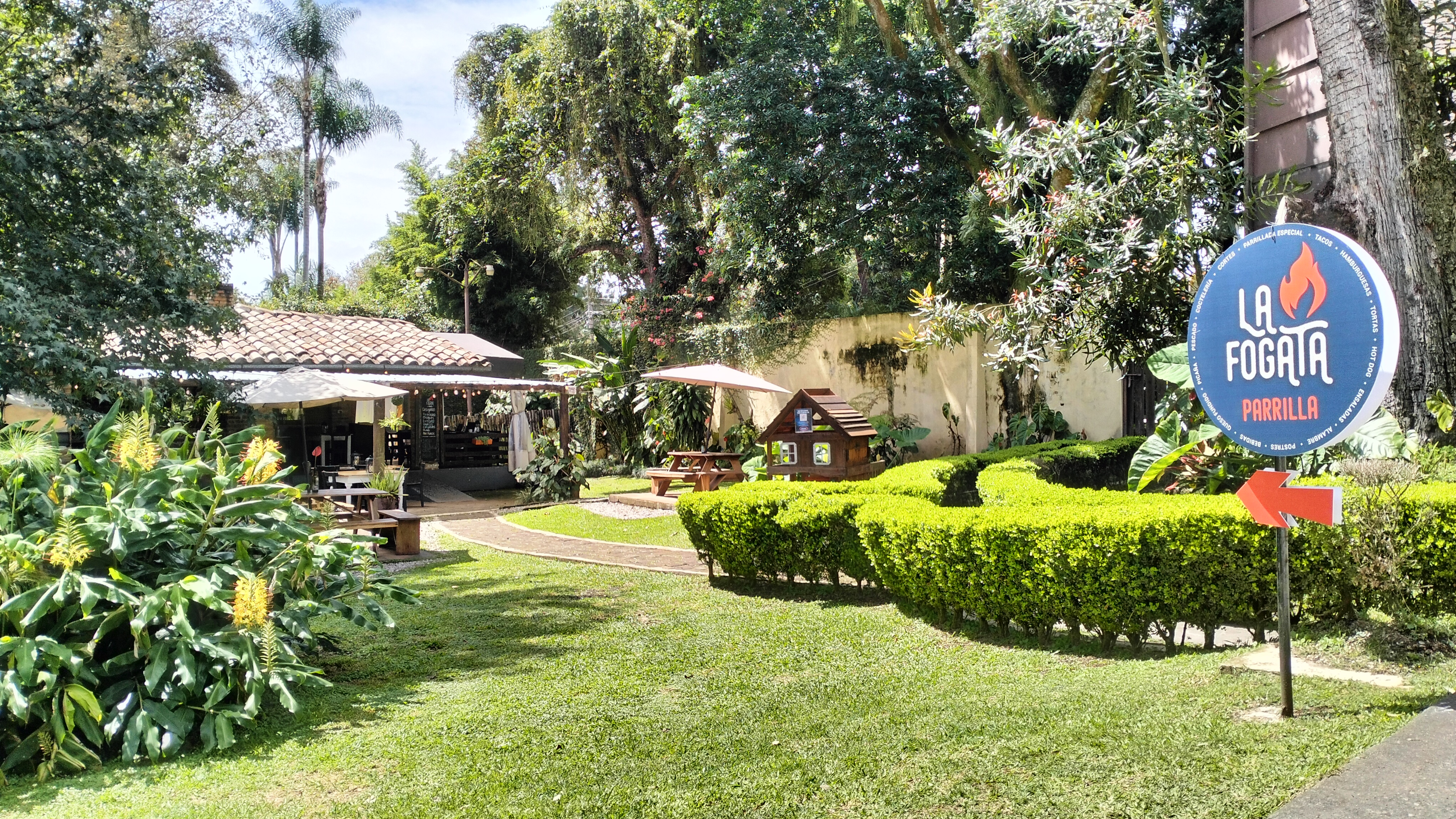 La Fogata image 3