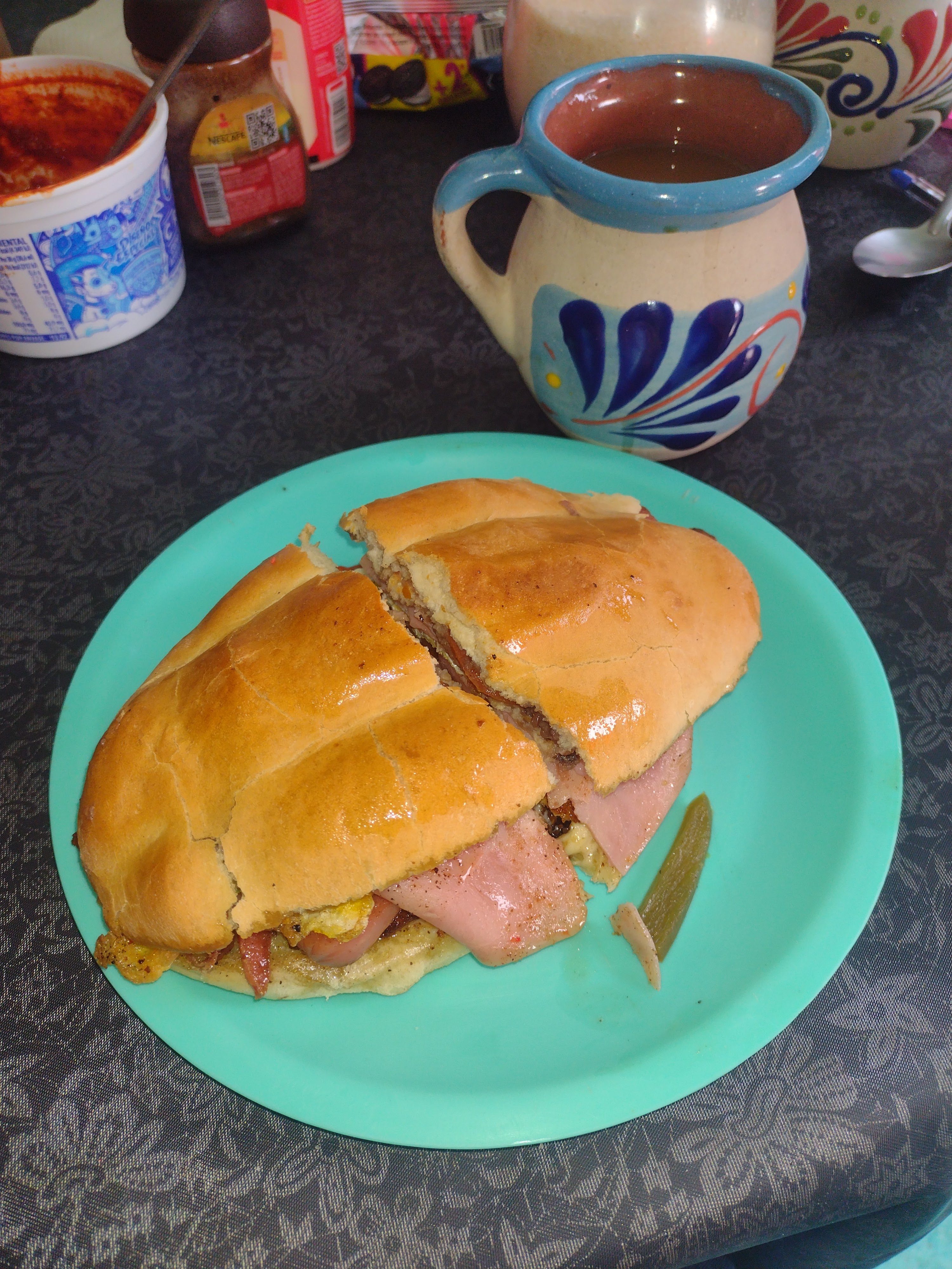 "LA ENGORDACION" estamos en calle María Luisa casi esquina con calle del Del ángel lomas de san Isidro 1 seccion image 4