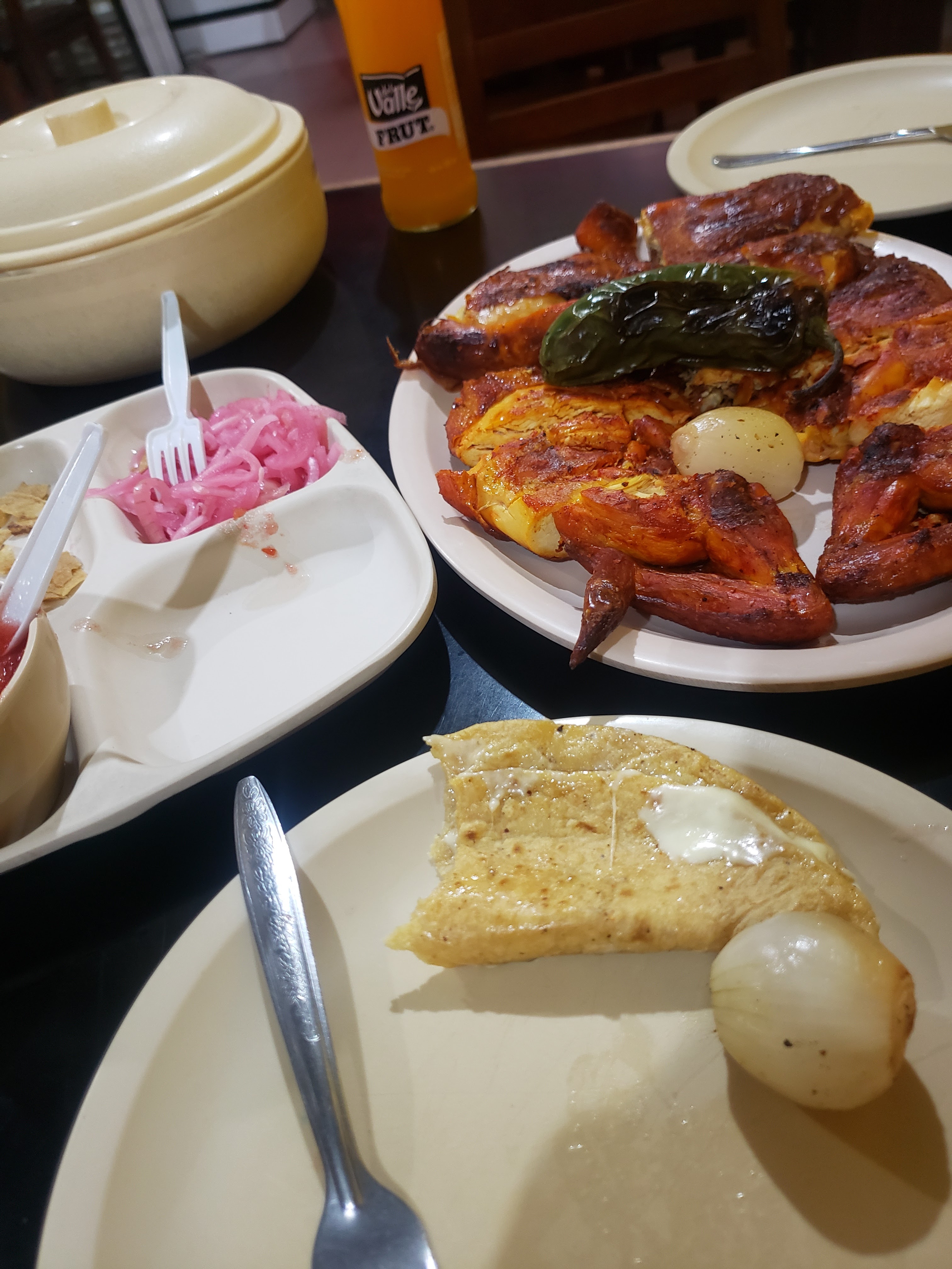 El Pollo Feliz image 7