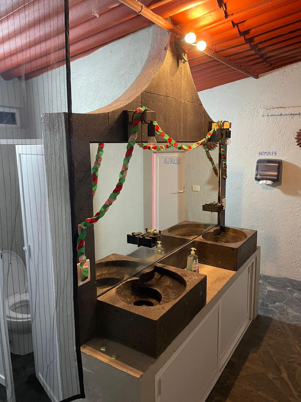 Entre Llamas image 9