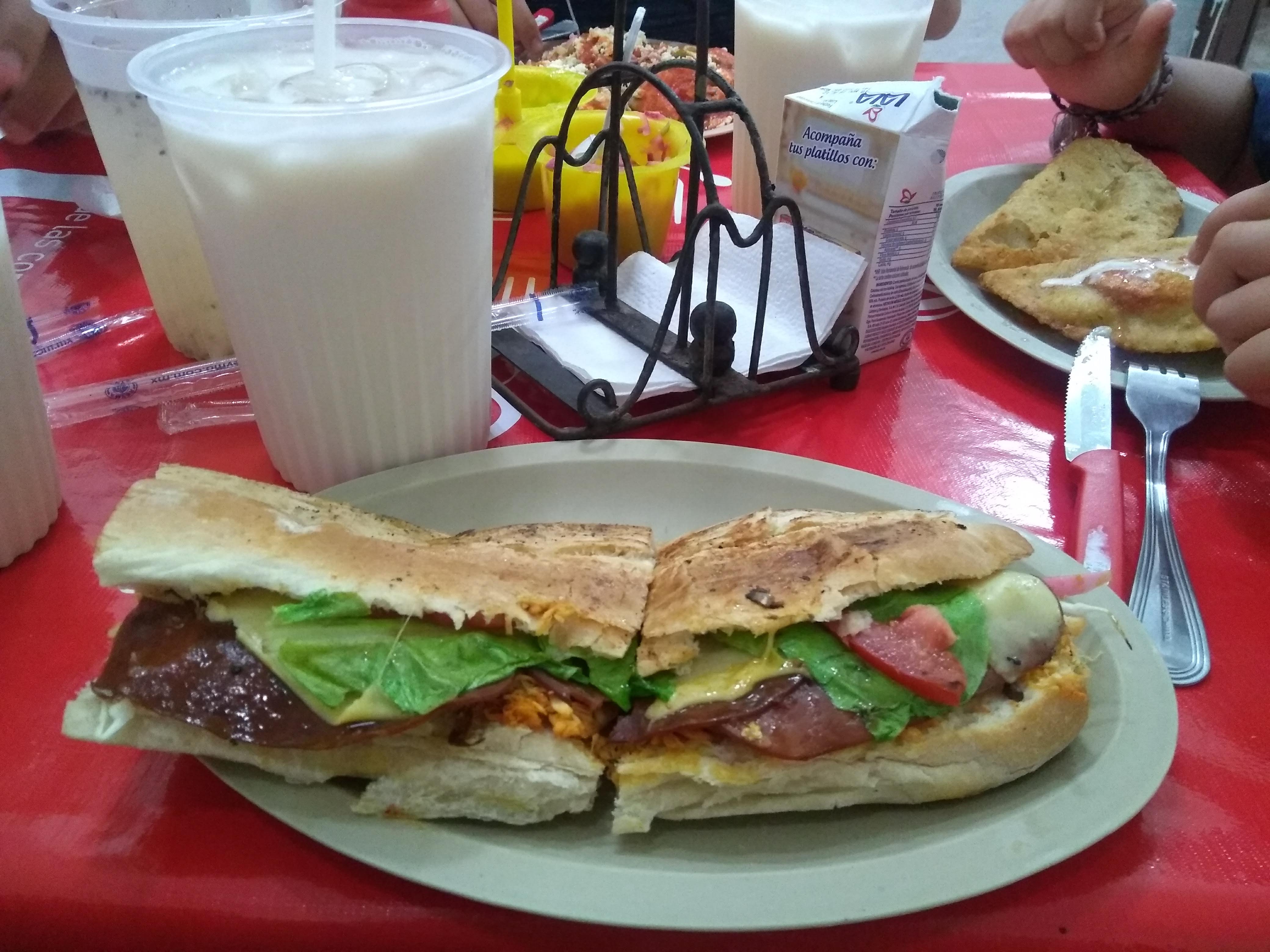 Lonchería Mary image 9