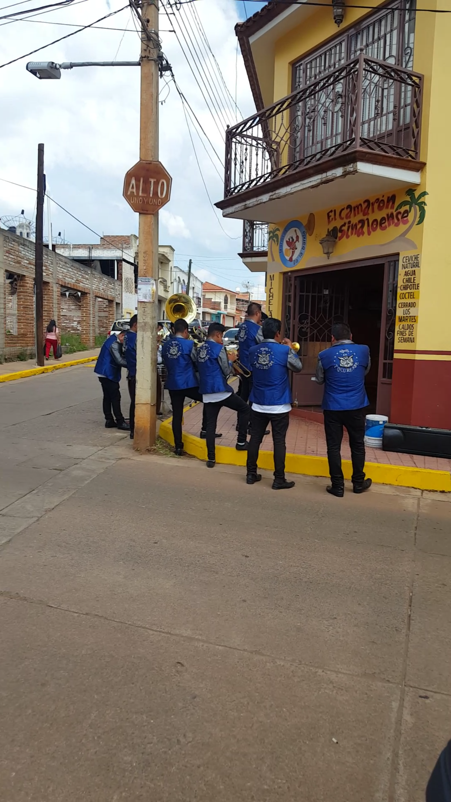 El Camarón Sinaloense image 7