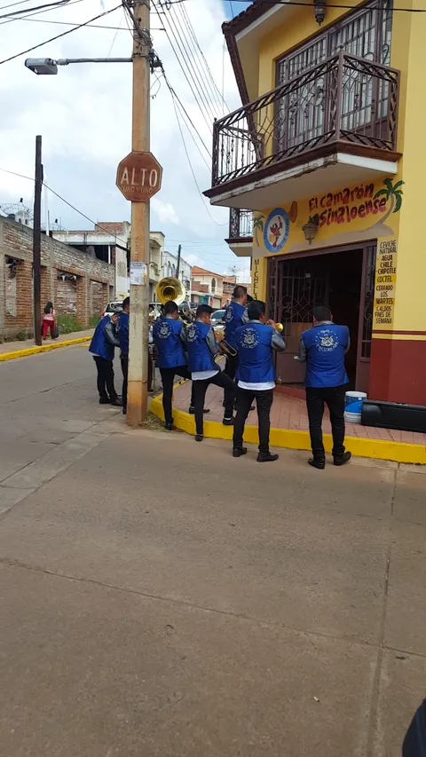 El Camarón Sinaloense image 7