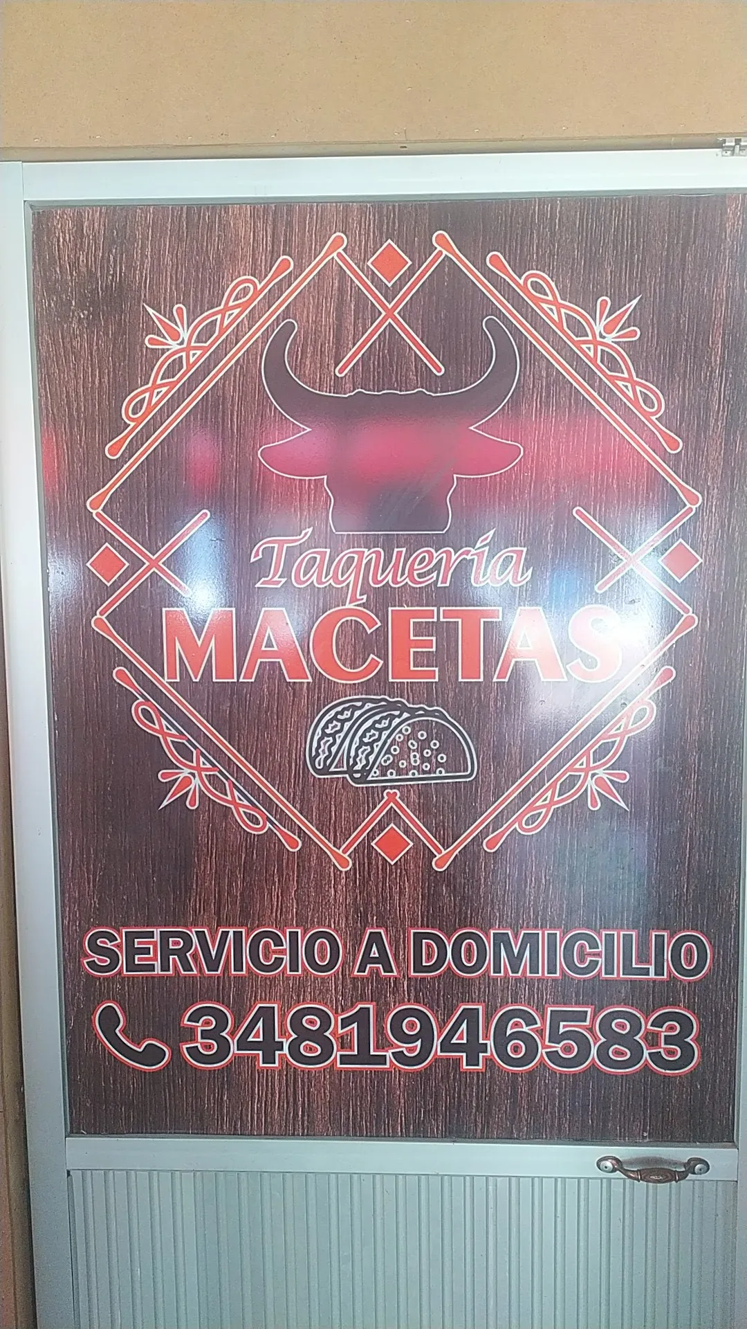 Taquería macetas image 3