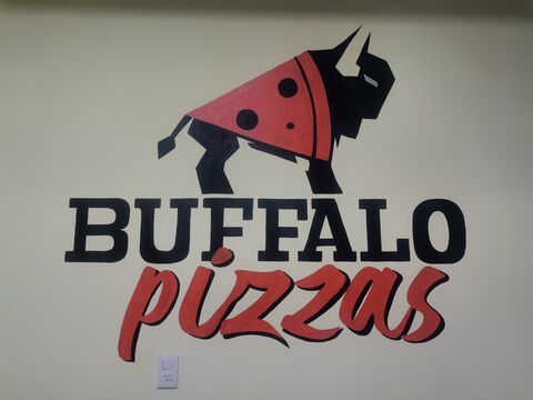 Búffalo pizzas image 1