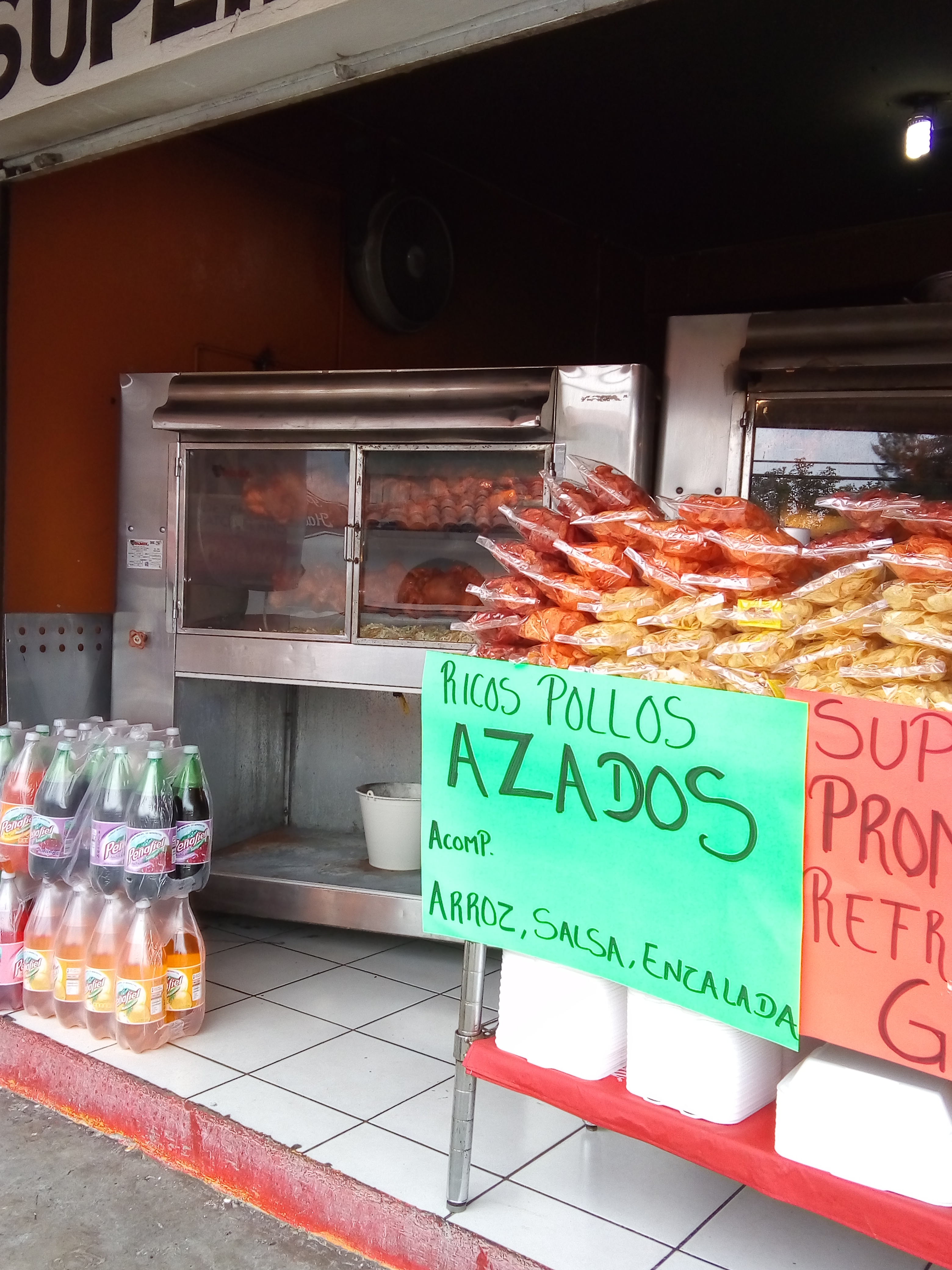 Súper Pollo image 8