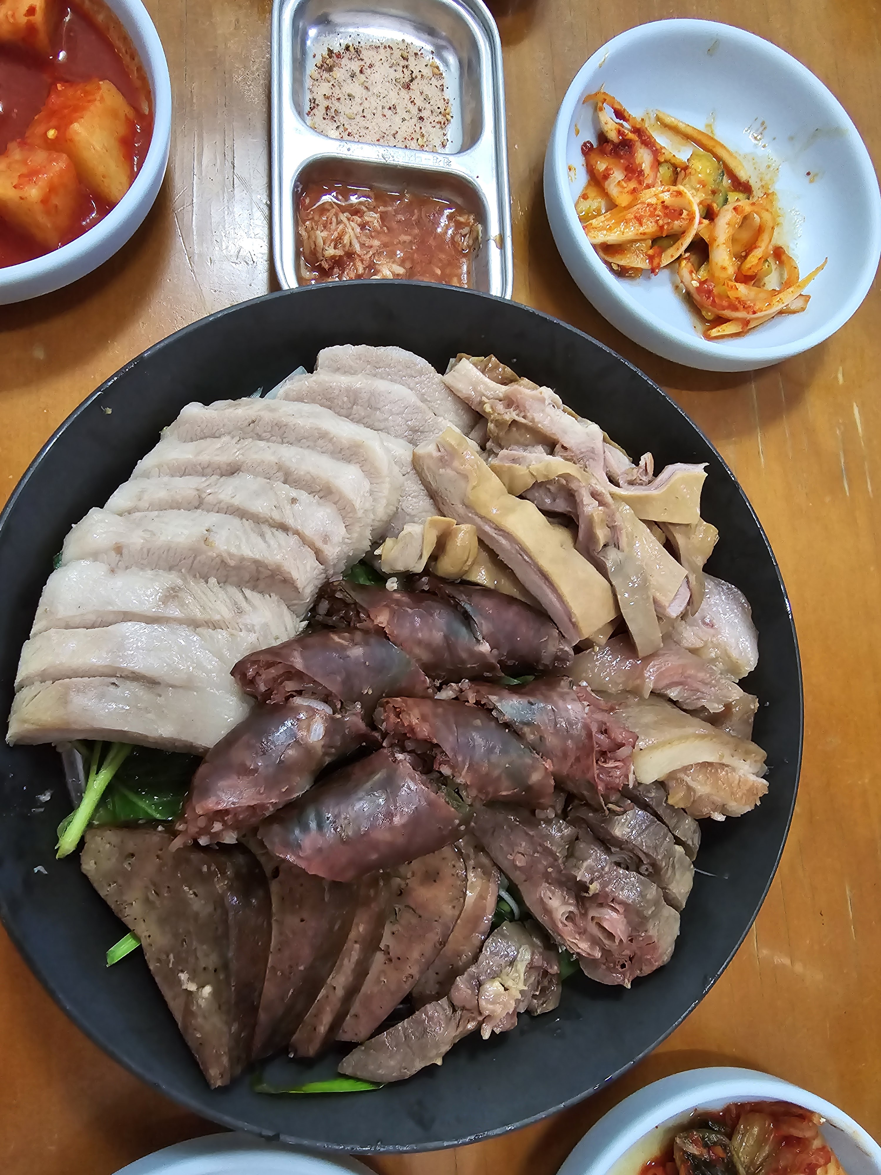 MIN SOK CHON restaurante coreano image 6