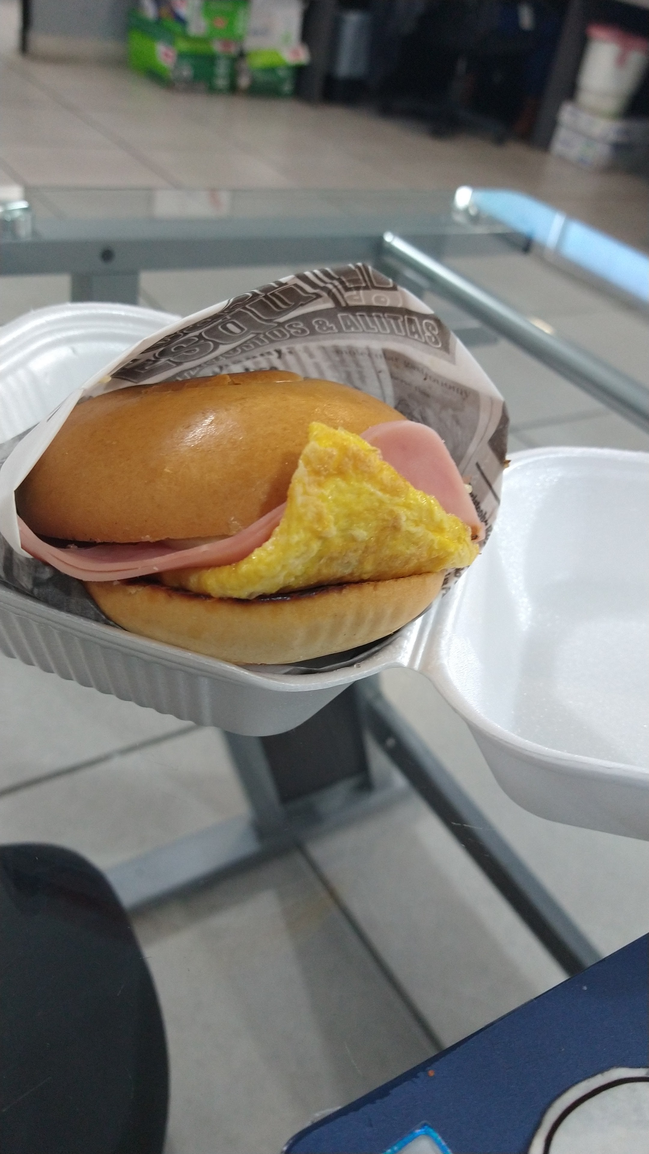 Casi en la Esquina image 8