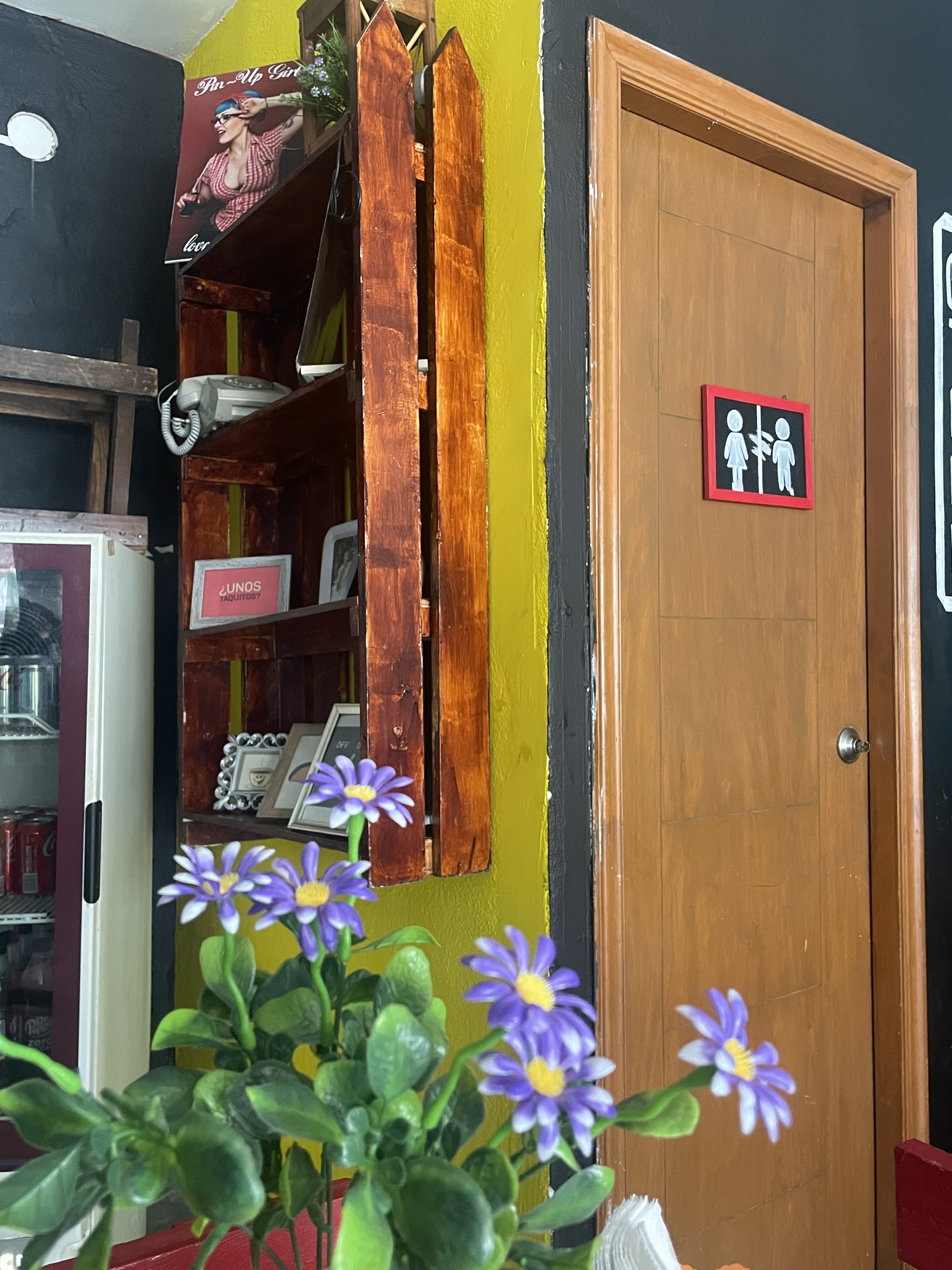 Casi en la Esquina image 9