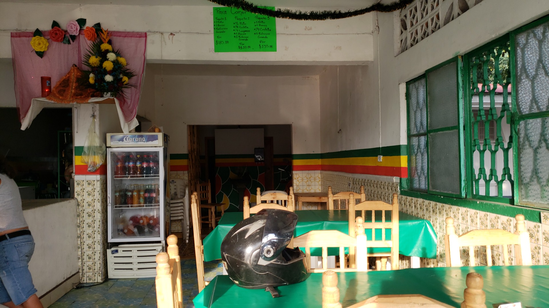 Kikiri Pollos image 5