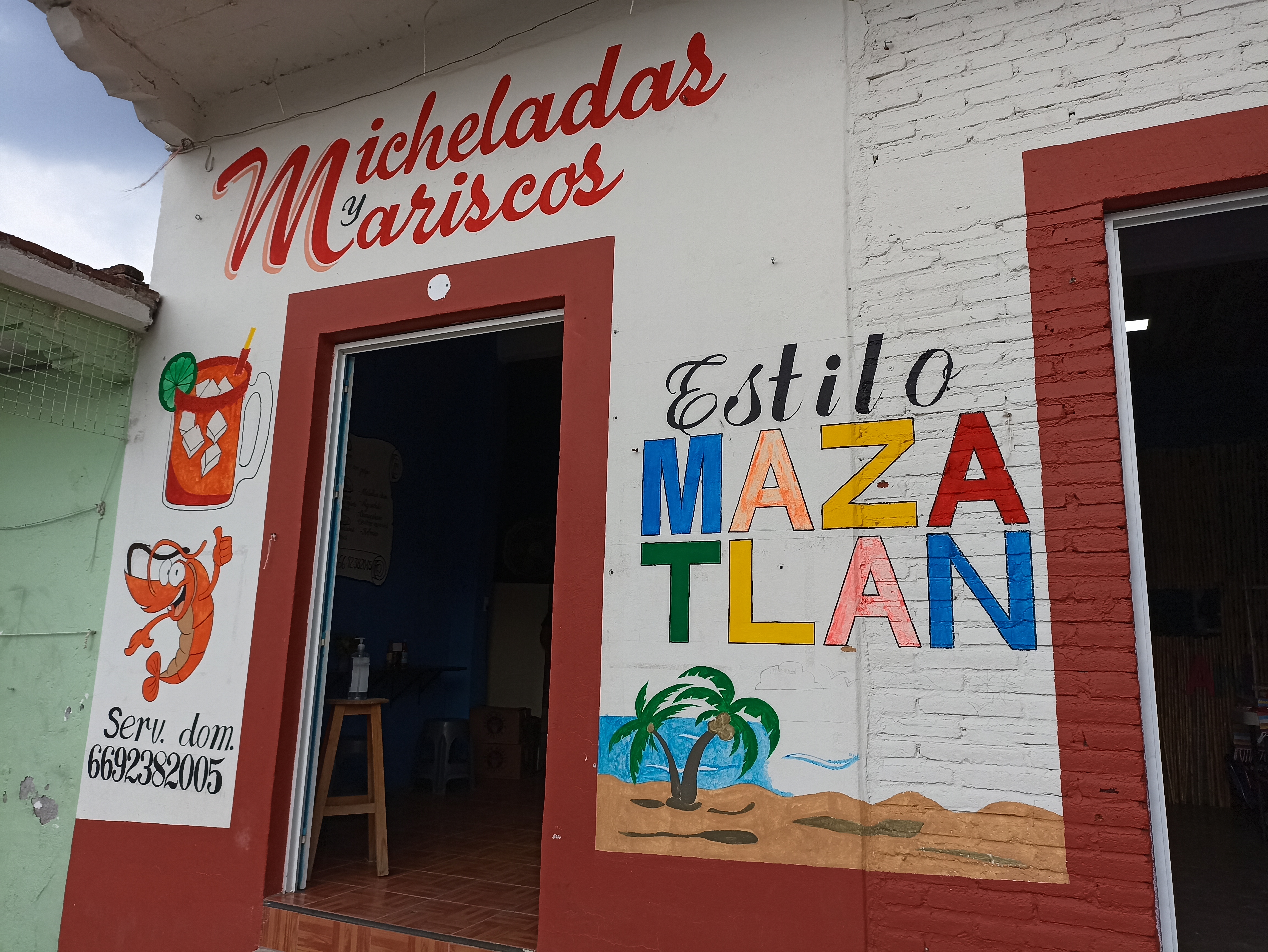 Micheladas y Mariscos estilo Mazatlan image 3