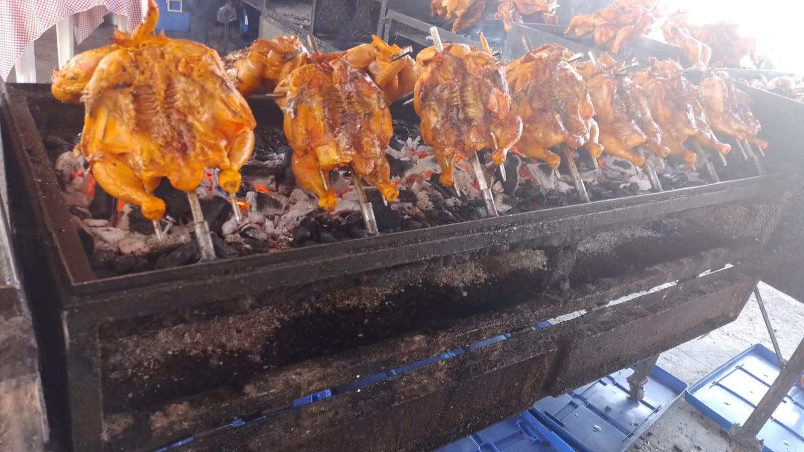 Pollos Asados al Carbón "El Ochoa" image 2