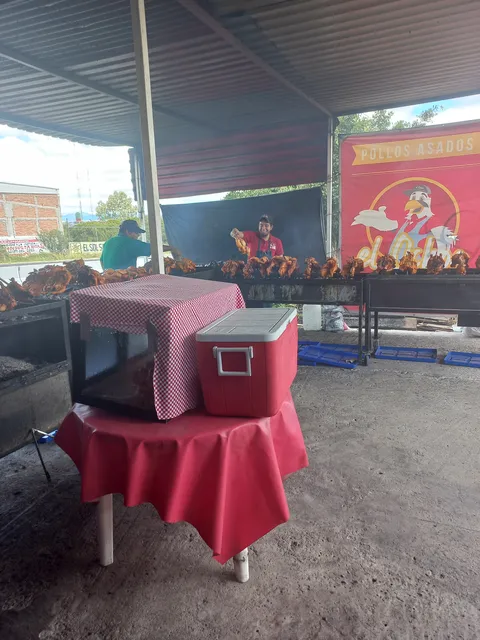 Pollos Asados al Carbón "El Ochoa" image 4
