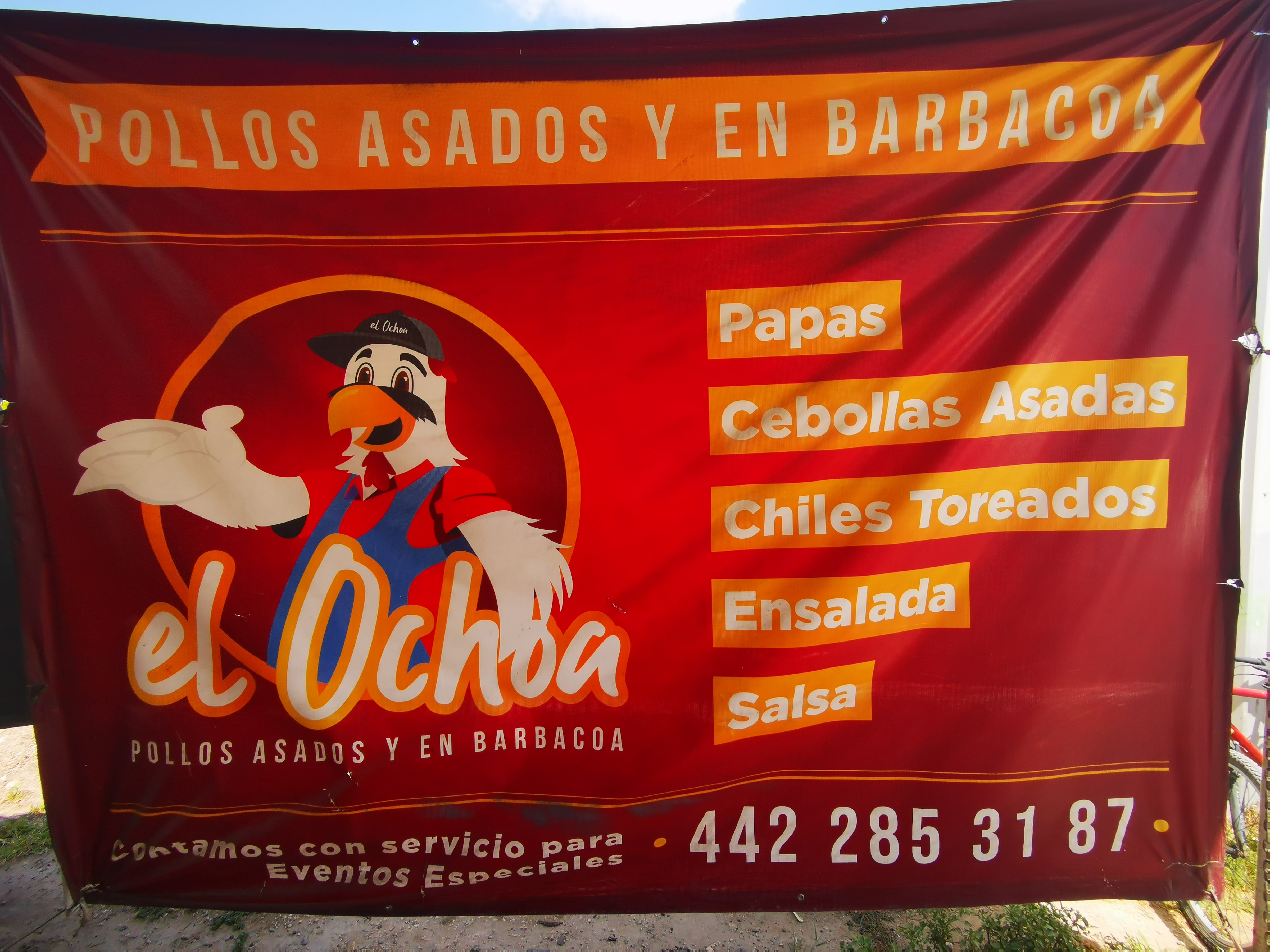 Pollos Asados al Carbón "El Ochoa" image 7