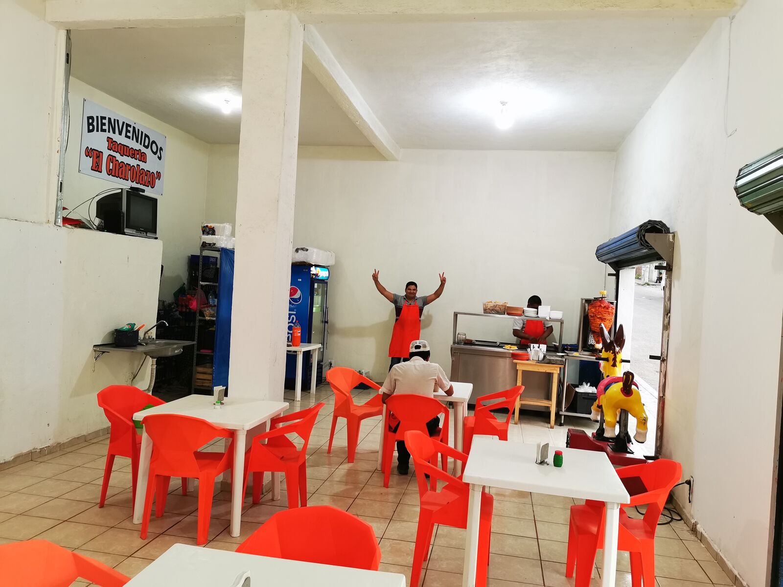 Taquería el CHAROLAZO image 2