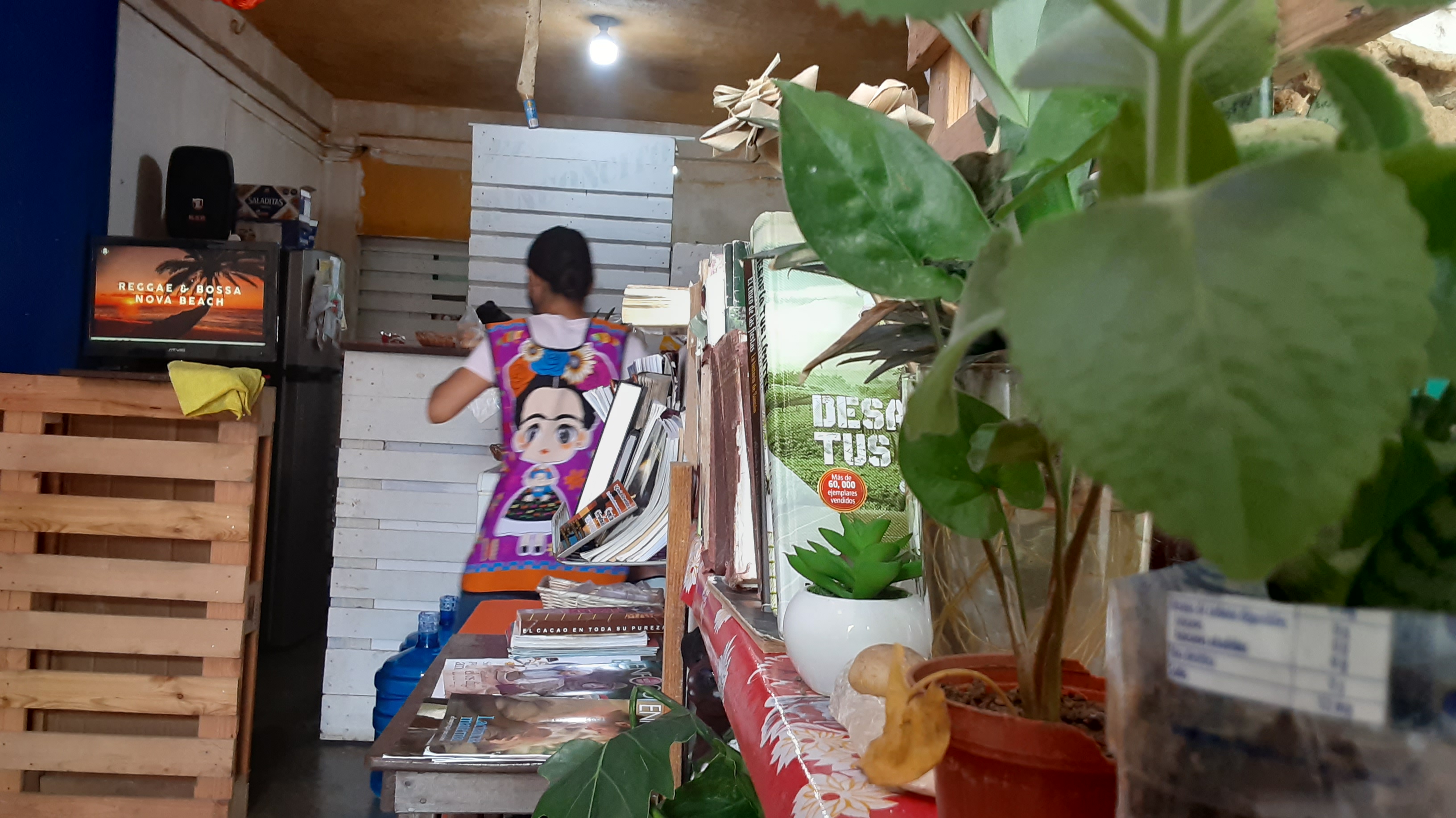 ViveggieS Lounge café image 4