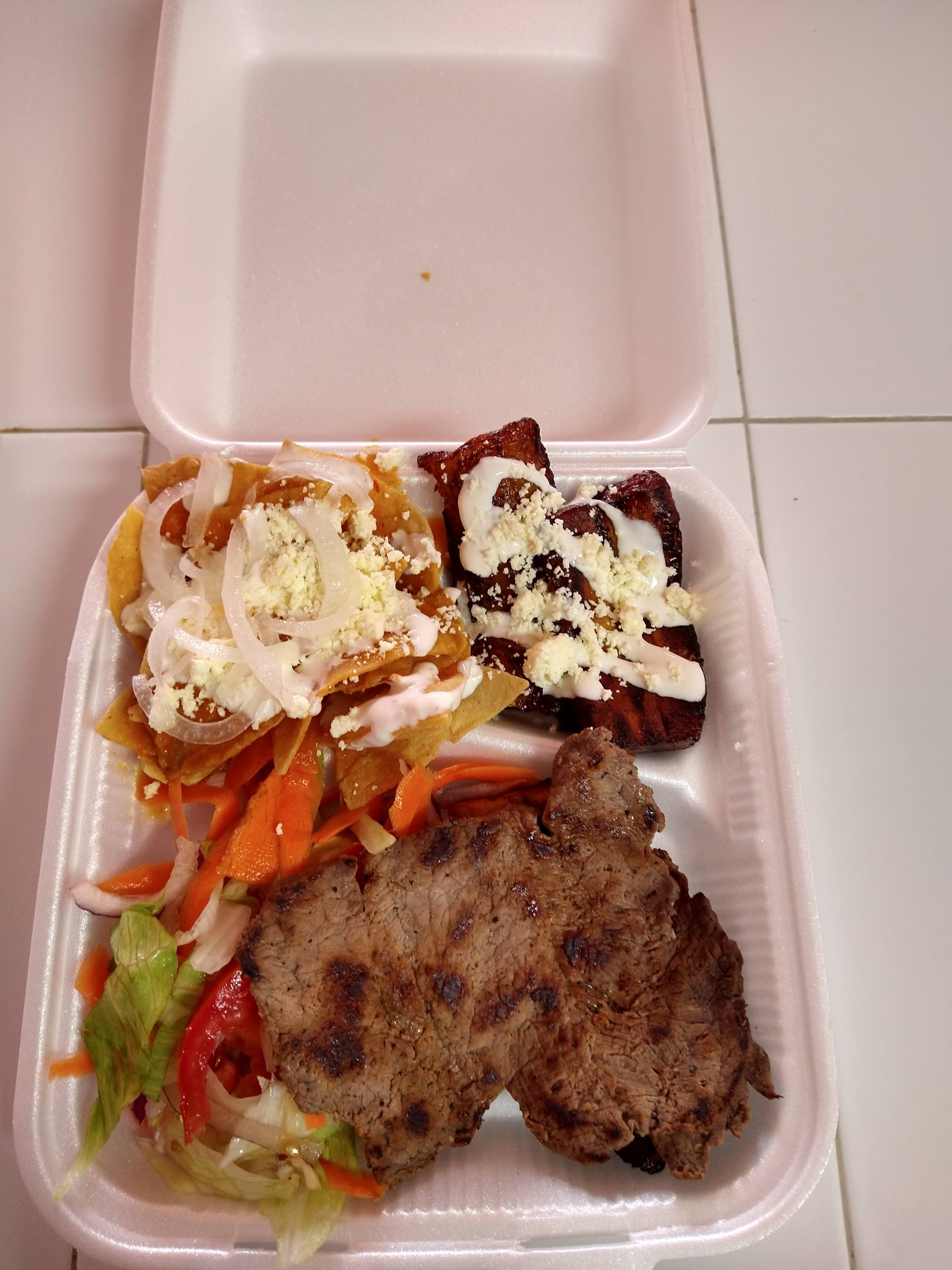 Pollos asados Los Portales image 10