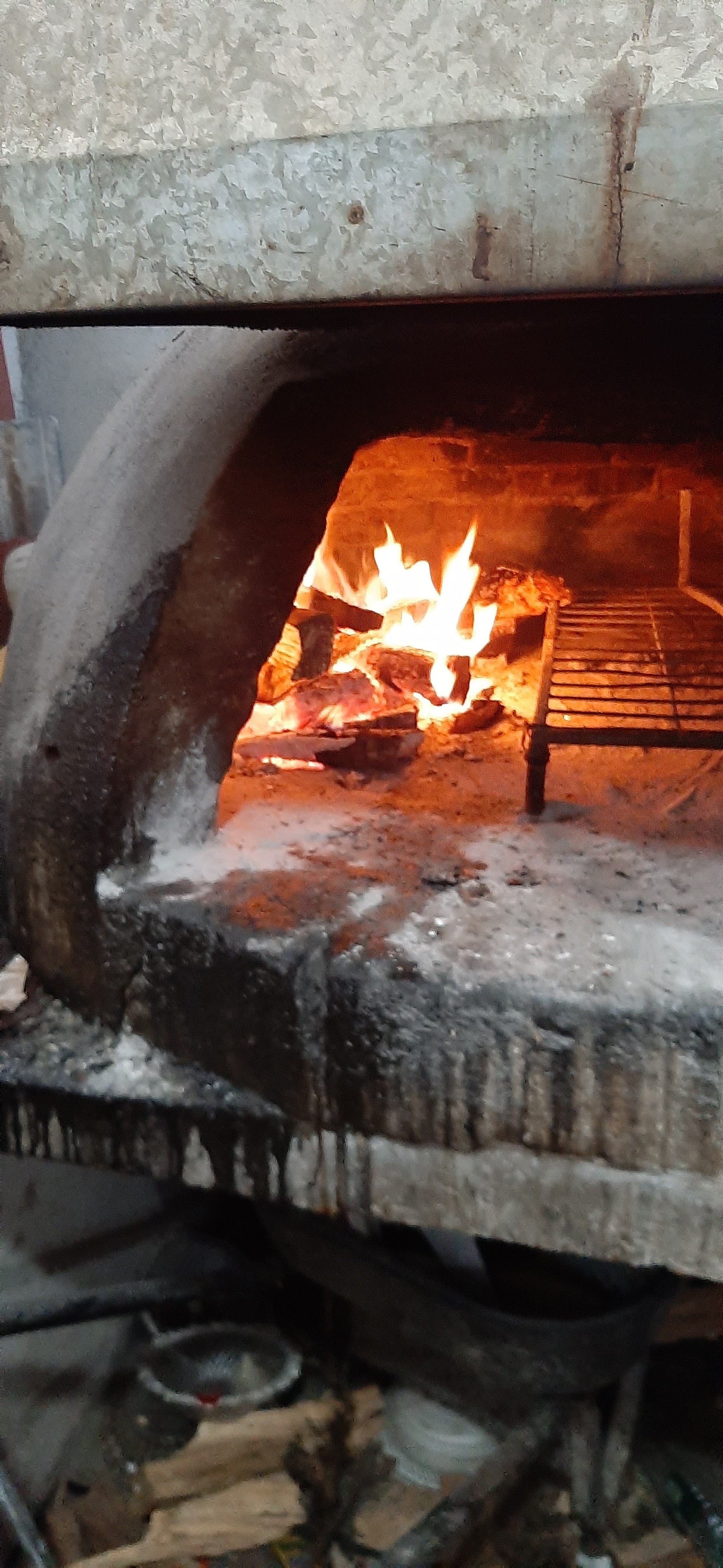 Back Time Pizzeria image 4