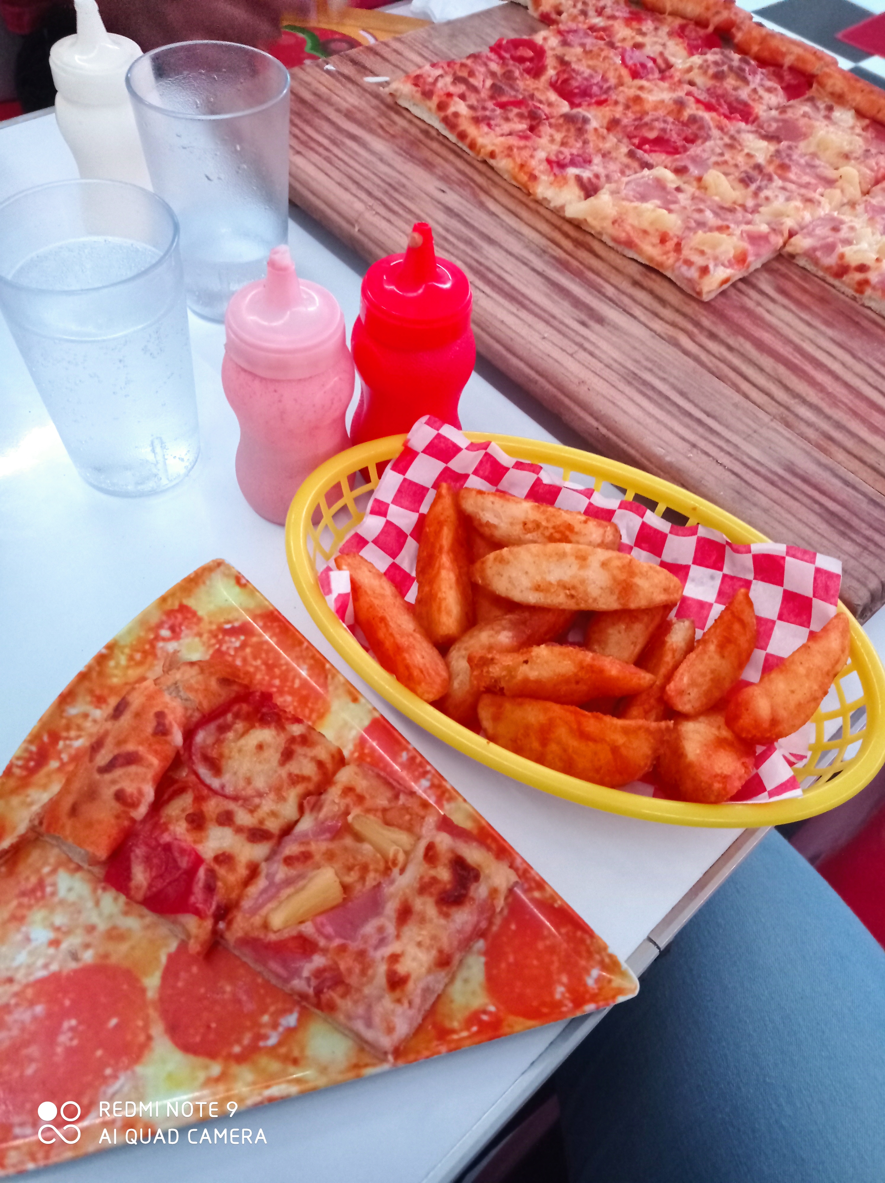 Back Time Pizzeria image 6