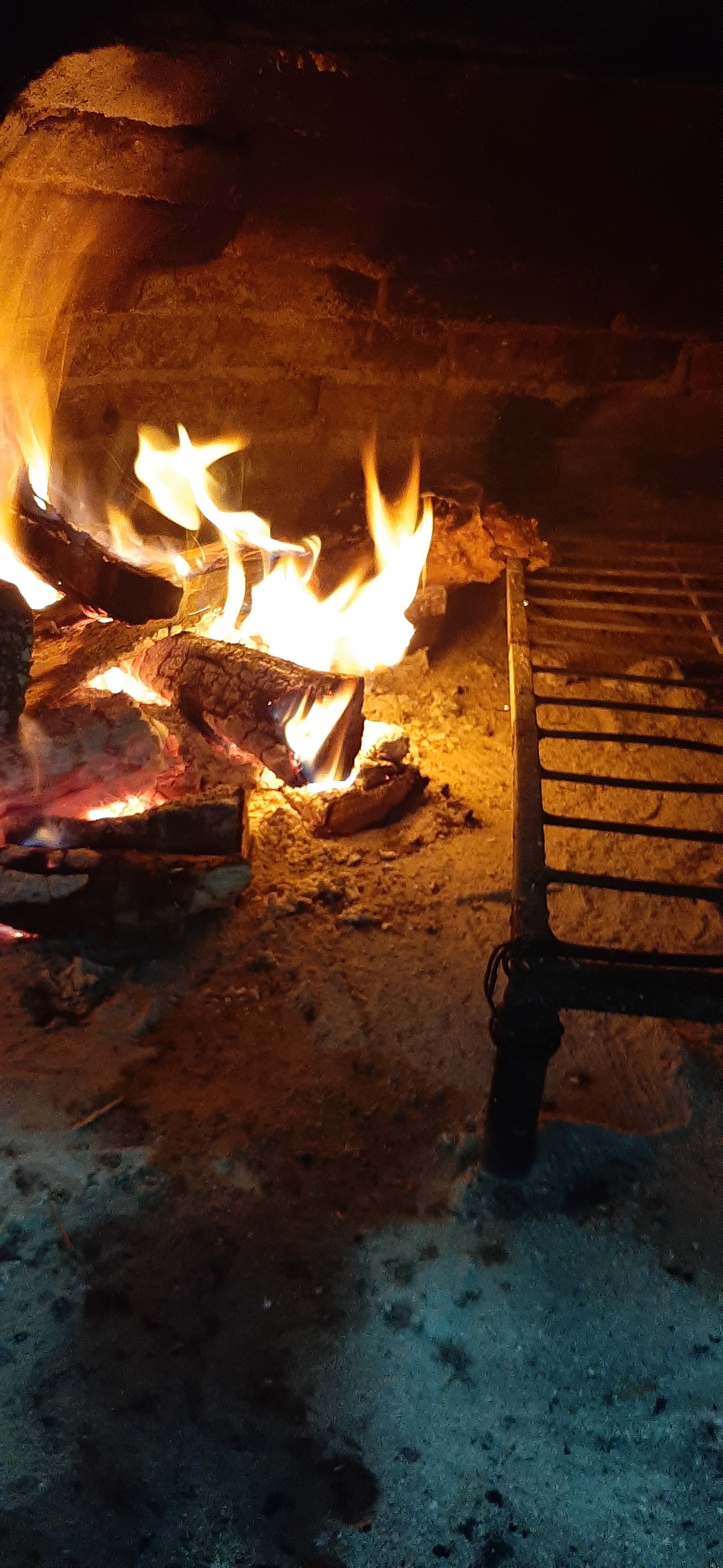 Back Time Pizzeria image 9