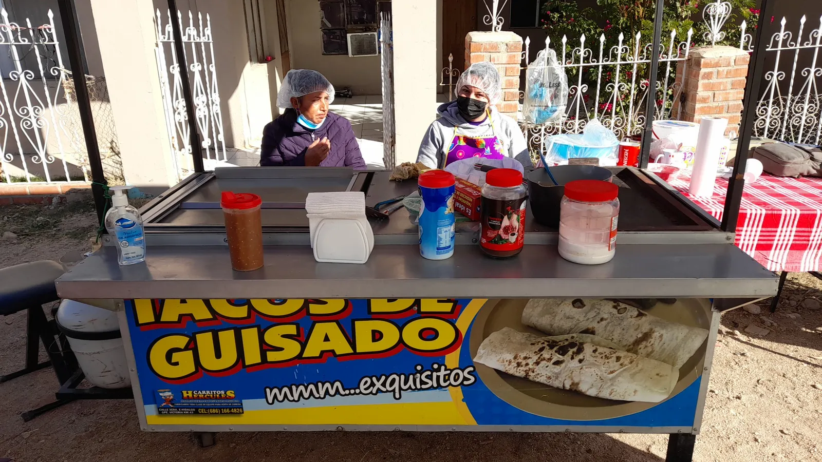Tacos de guisado las sisters image 2