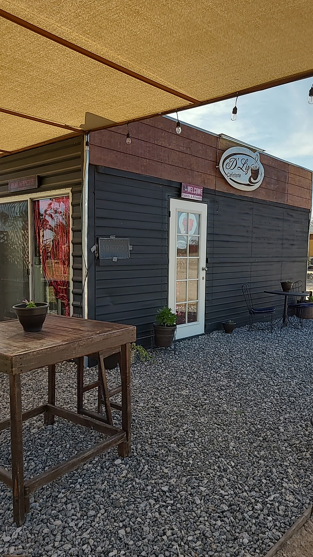 Dliz Cafeteria image 6