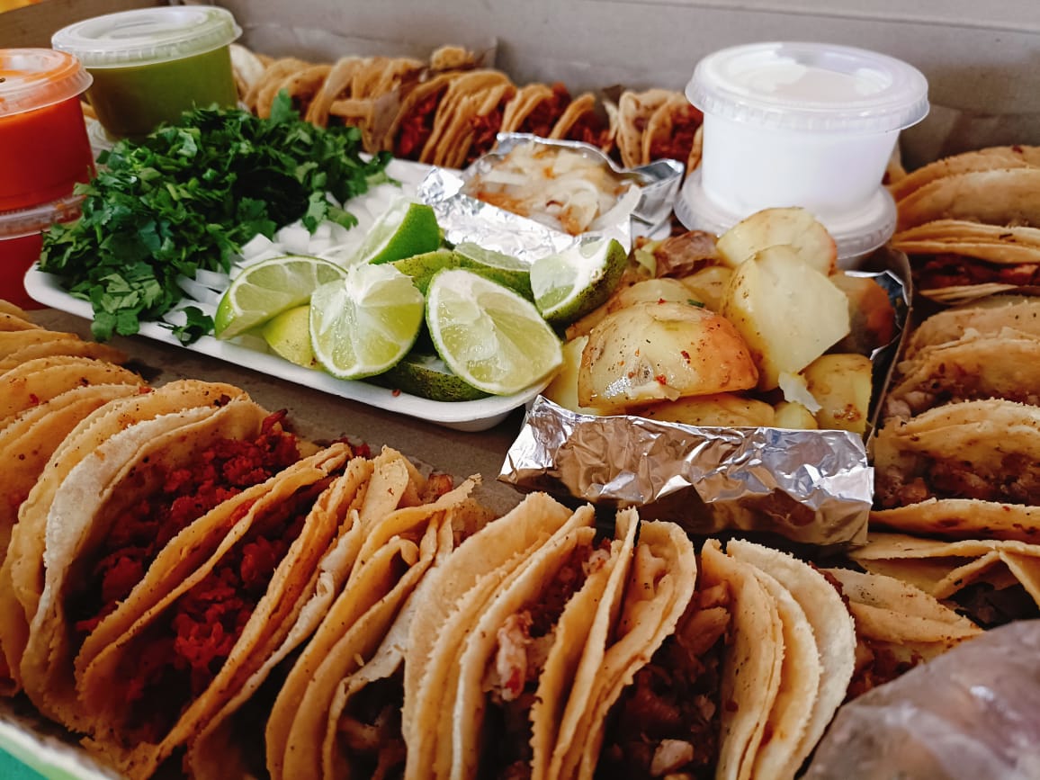 Los Chachitos image 1